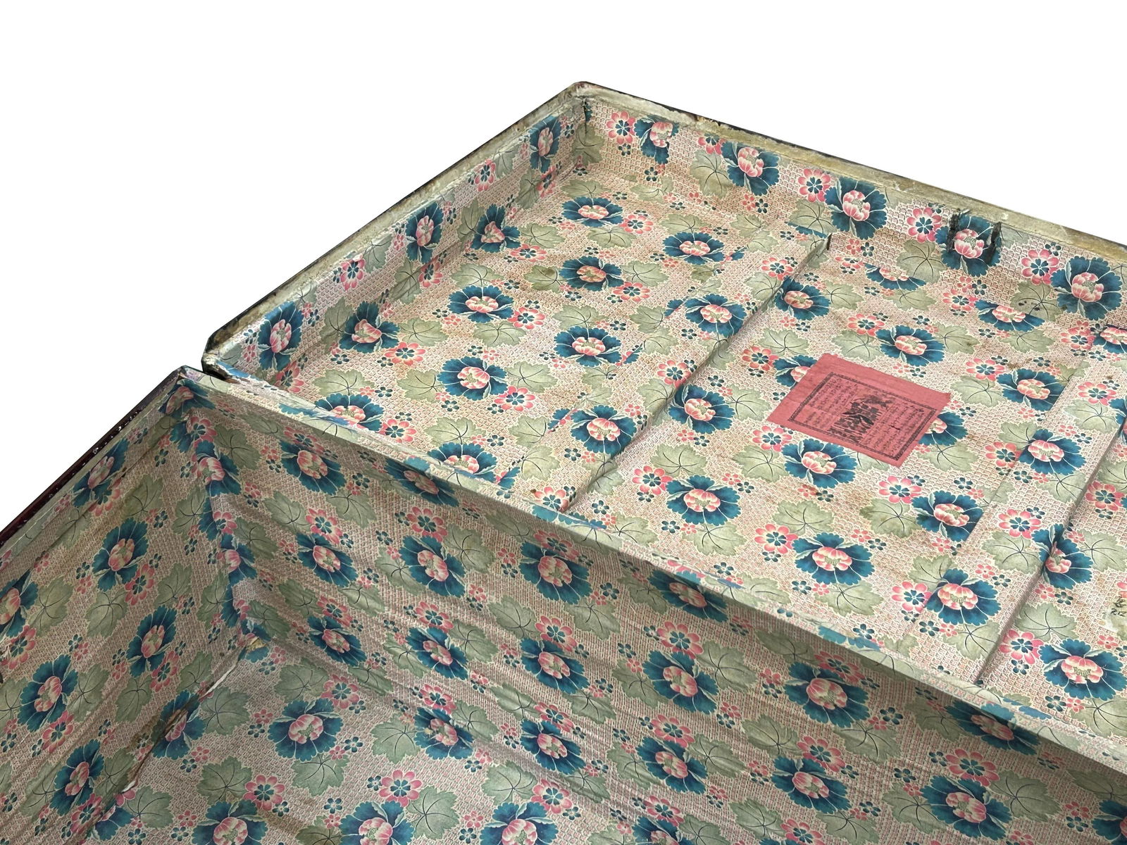 Vintage Distressed Brown Lacquer Flower Birds Oriental Wood Trunk Table - 11