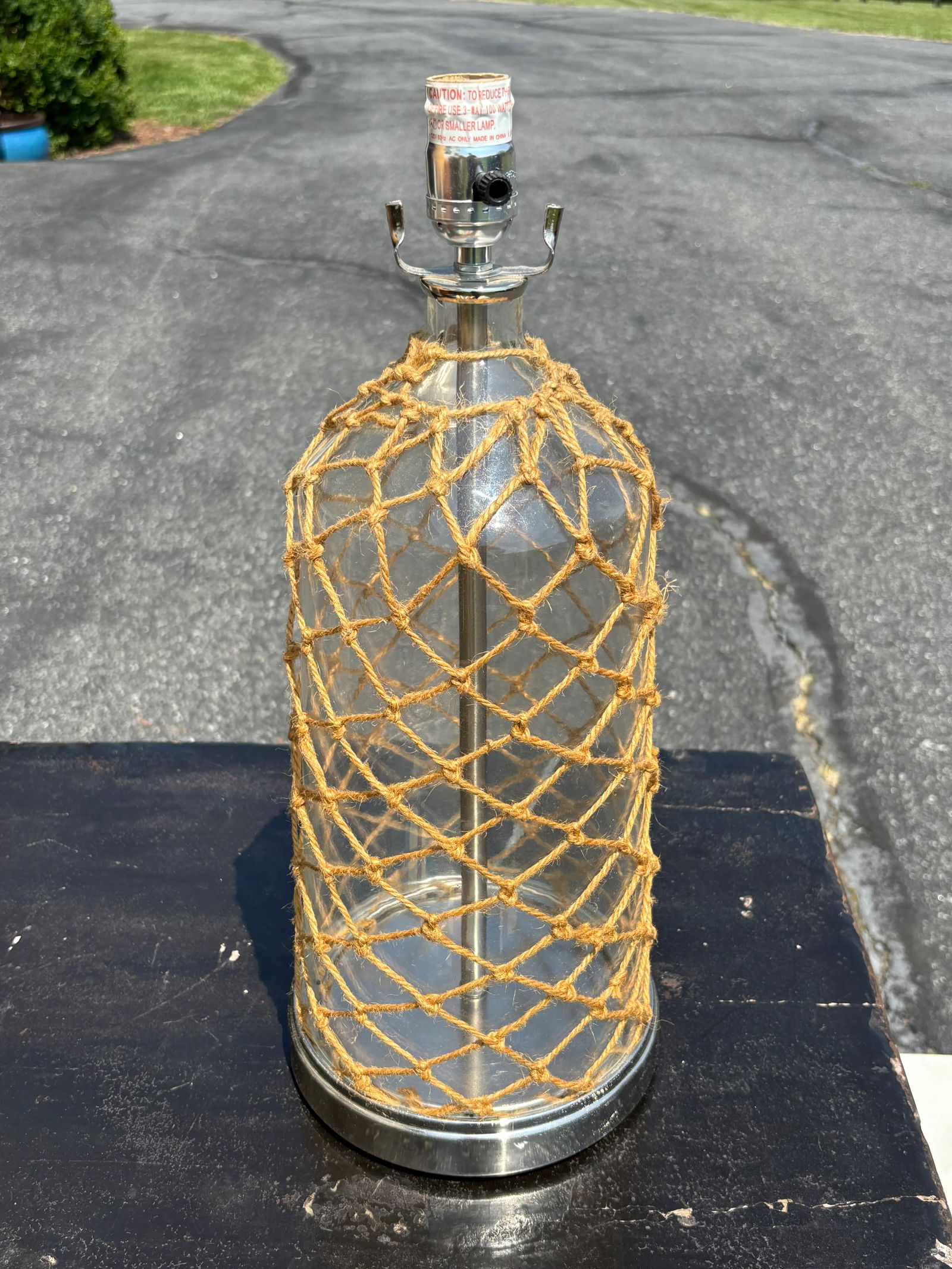 Mid-Century Pair of Nautical Inspired Table Lamps With Linen/Jute Shades and Details - 3