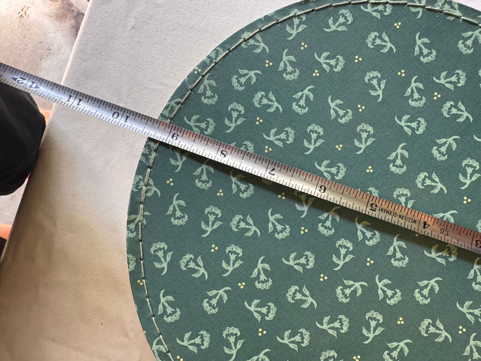 Pair of 1970s Decorative Green and White Boxes - 10