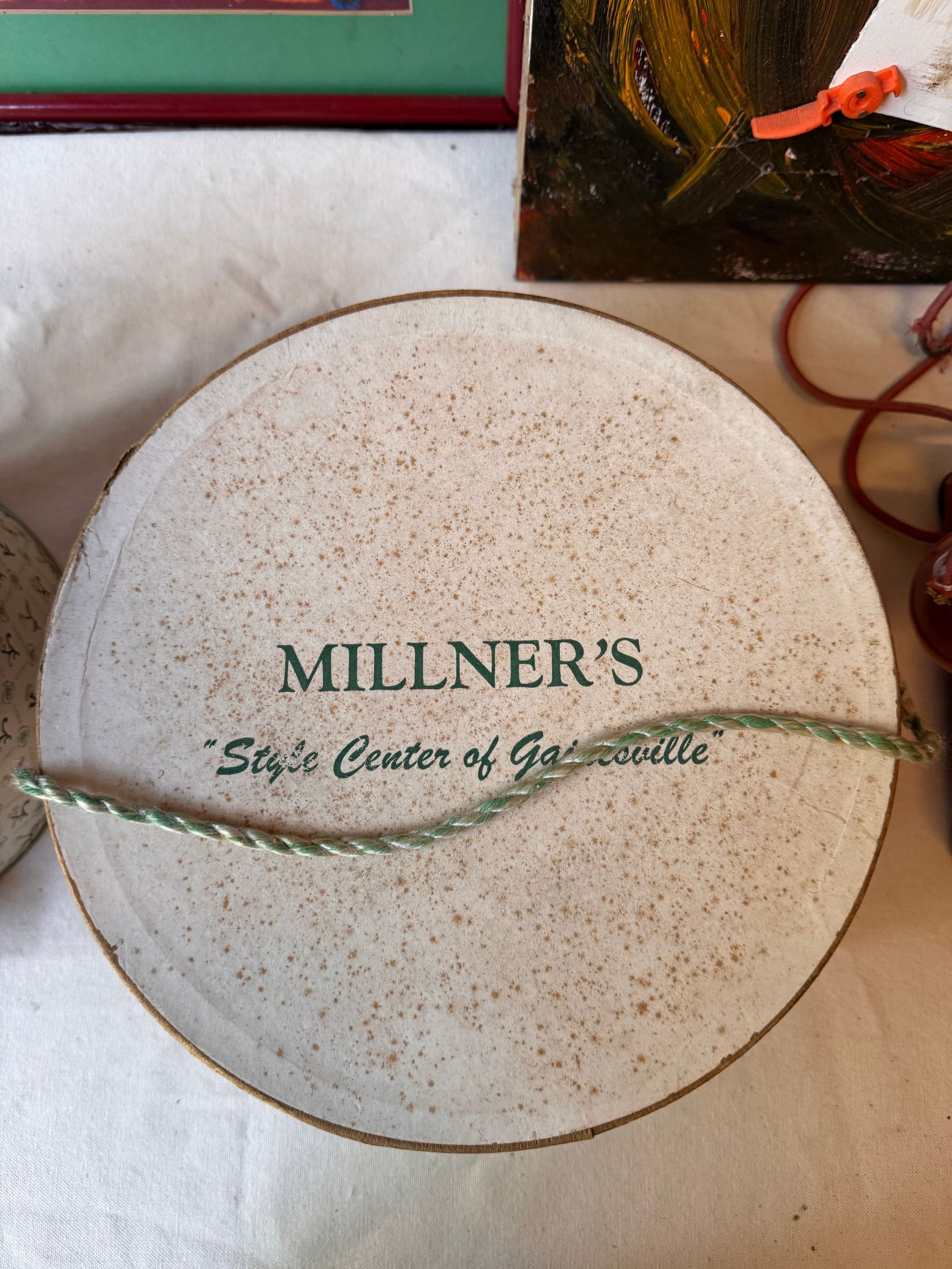 Pair of 1970s Decorative Green and White Boxes - 3