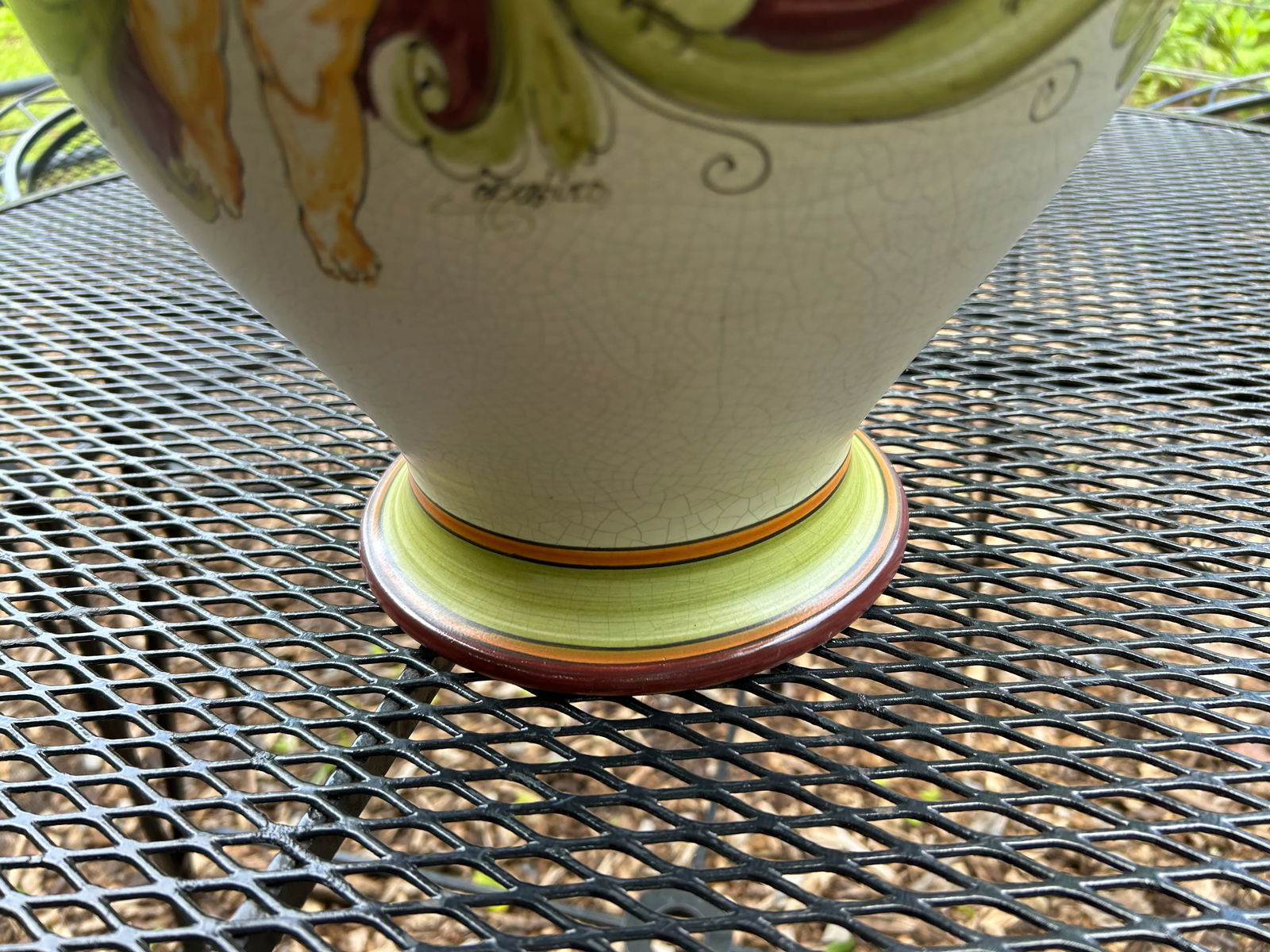 Calabrian Italian Ceramic Lidded Urn With Cherub - 5