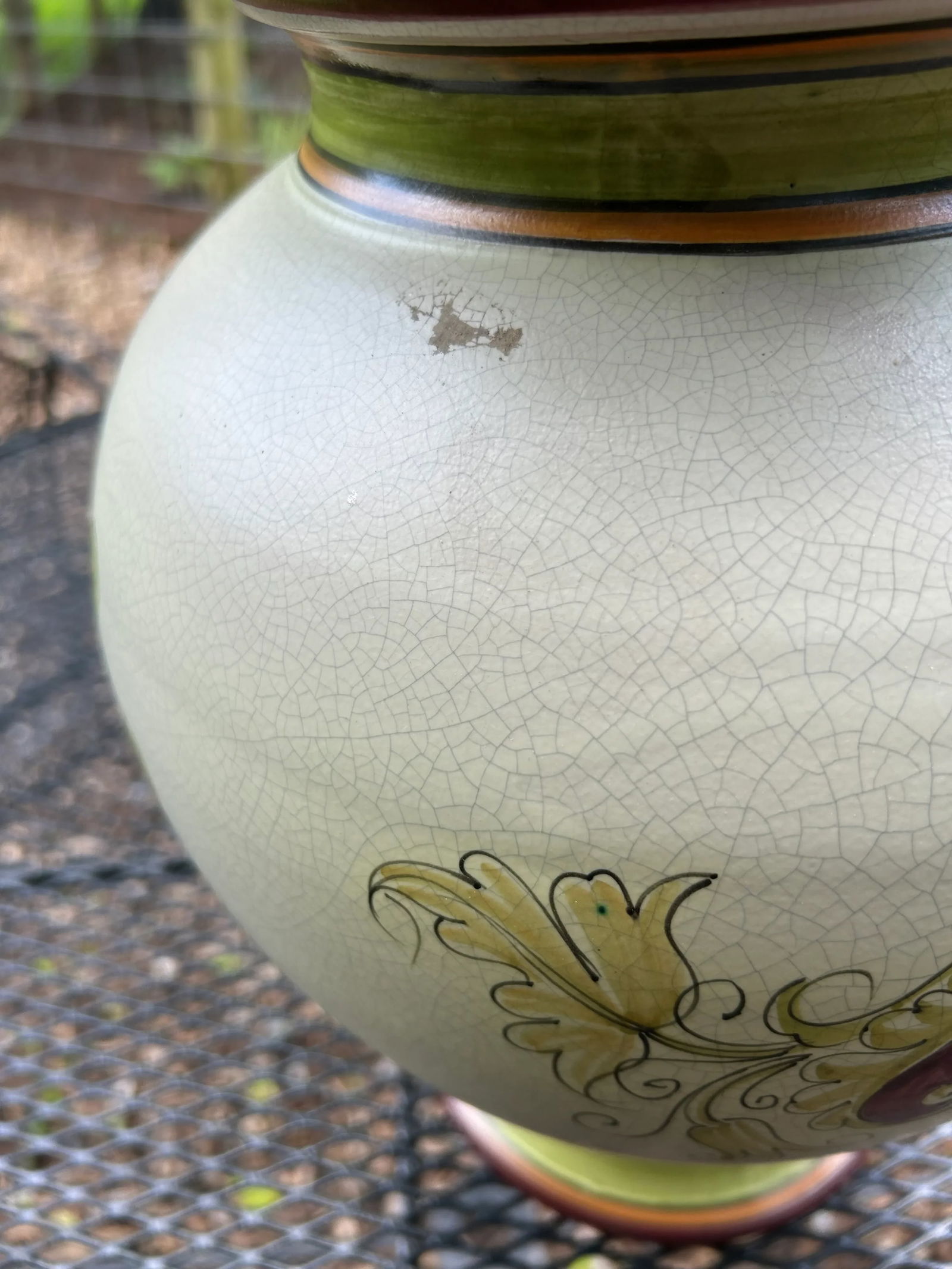 Calabrian Italian Ceramic Lidded Urn With Cherub - 7