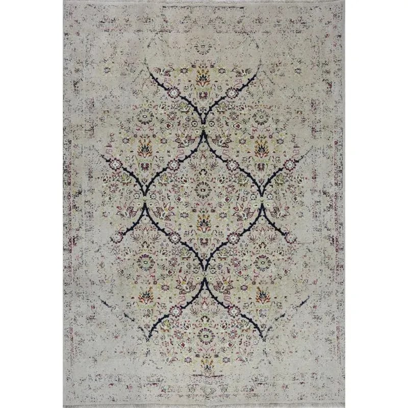 Persian Shiraz Area Rug 6'6"x9'4" - 11
