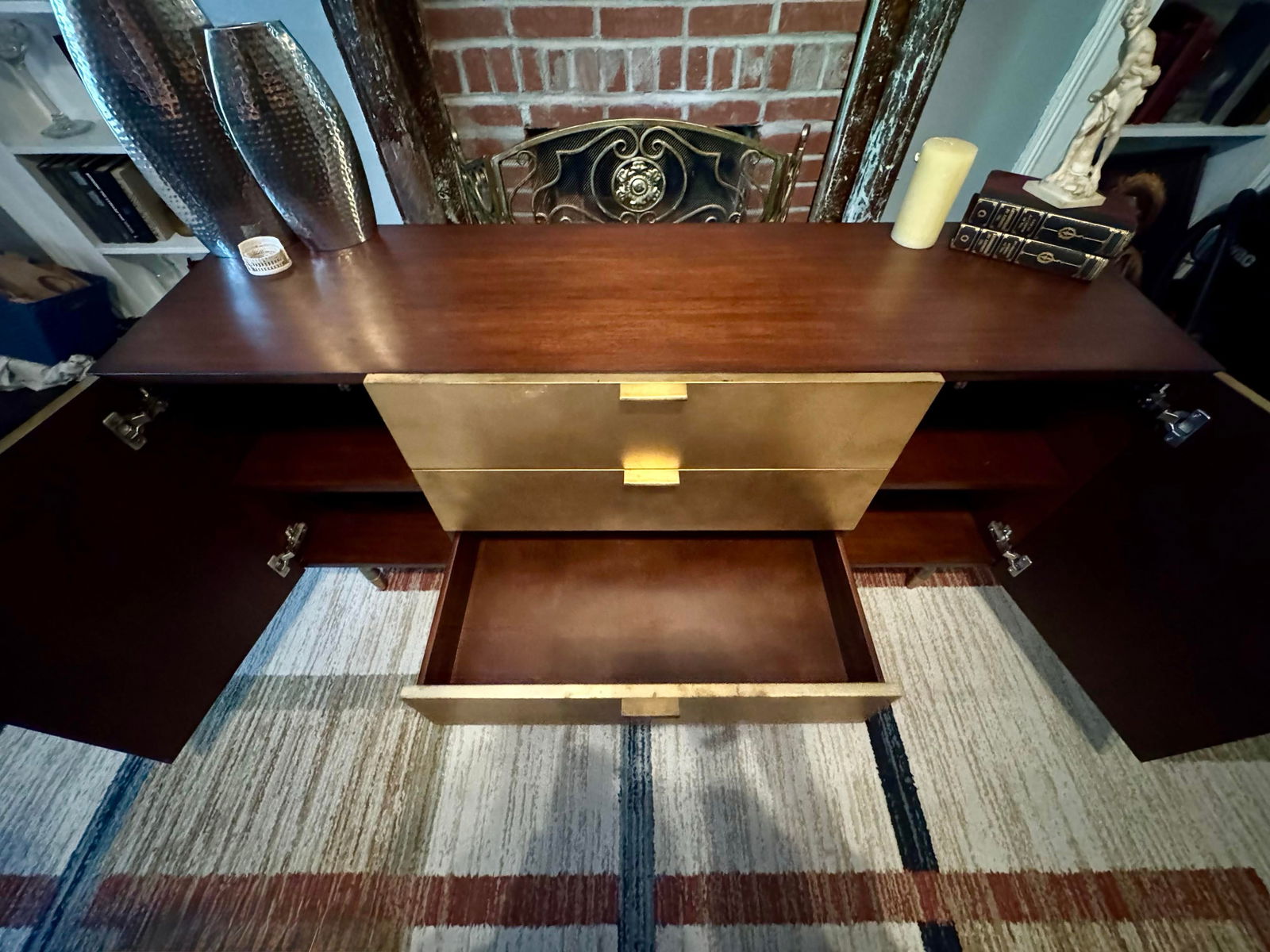 Mid-Century Modern Credenza With Brass Legs - Aurum Finish - 5