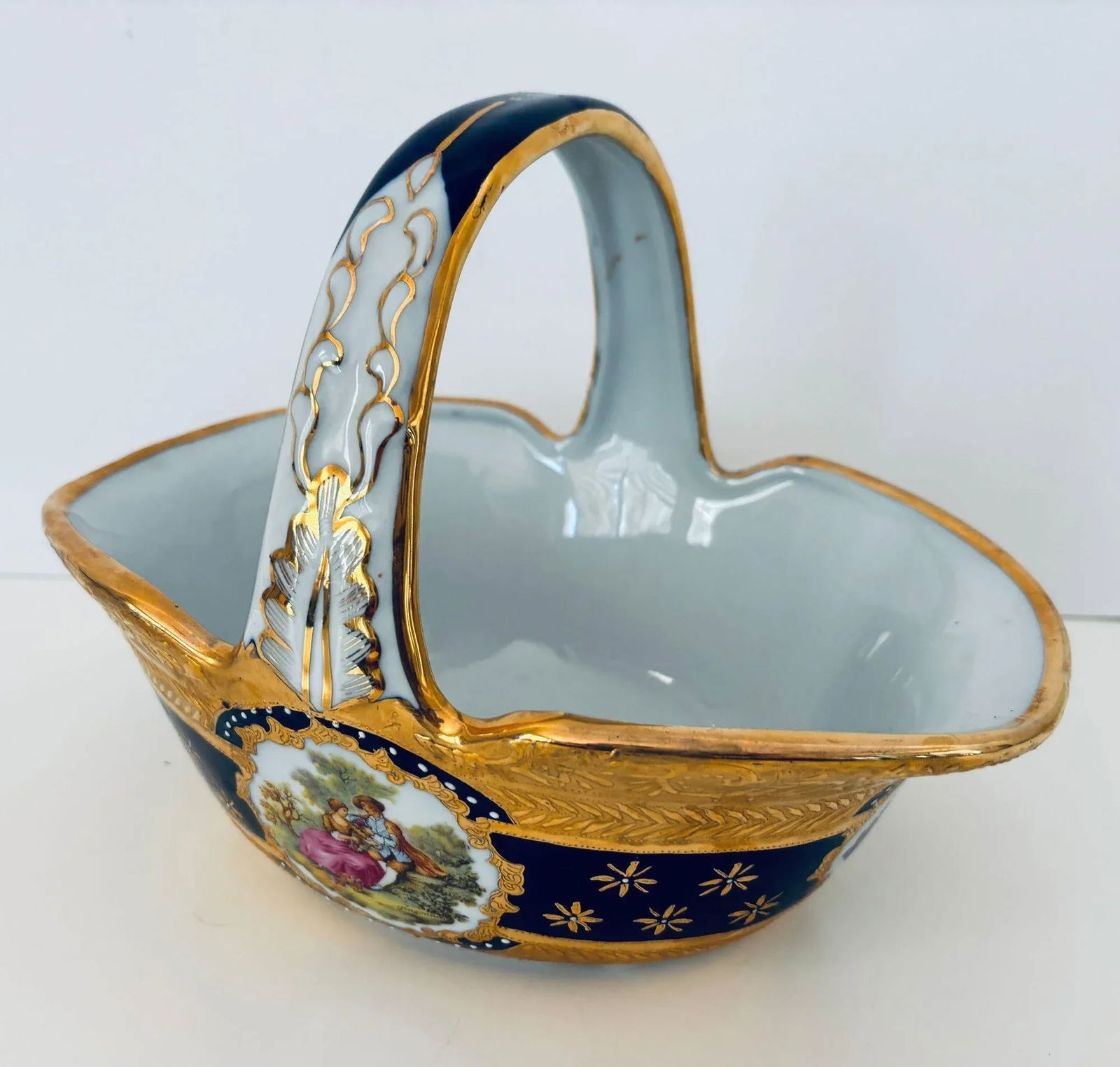 Cobalt Blue Porcelain Basket Vase With 22k Gold Encrustation and Romantic Scene - 7