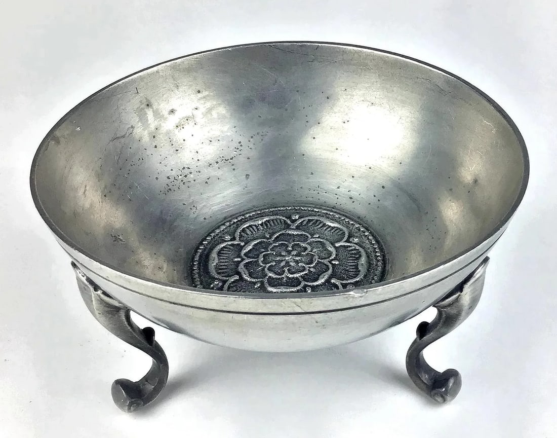 18th Century Dutch Pewter Bowl - 9