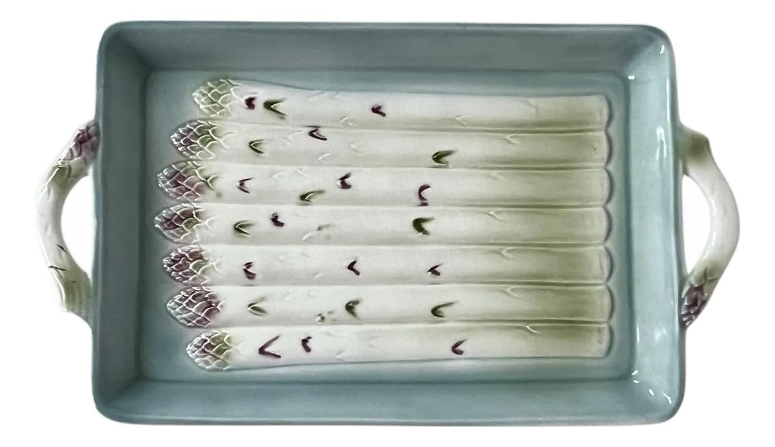 Asparagus Serving Platter, Made in Italy for Williams-Sonoma: Vintage asparagus serving platter. White asparagus with green and purple accents surrounded by a blue border. Marked Williams Sonoma, made in Italy. Has normal crazing but no chips or cracks.