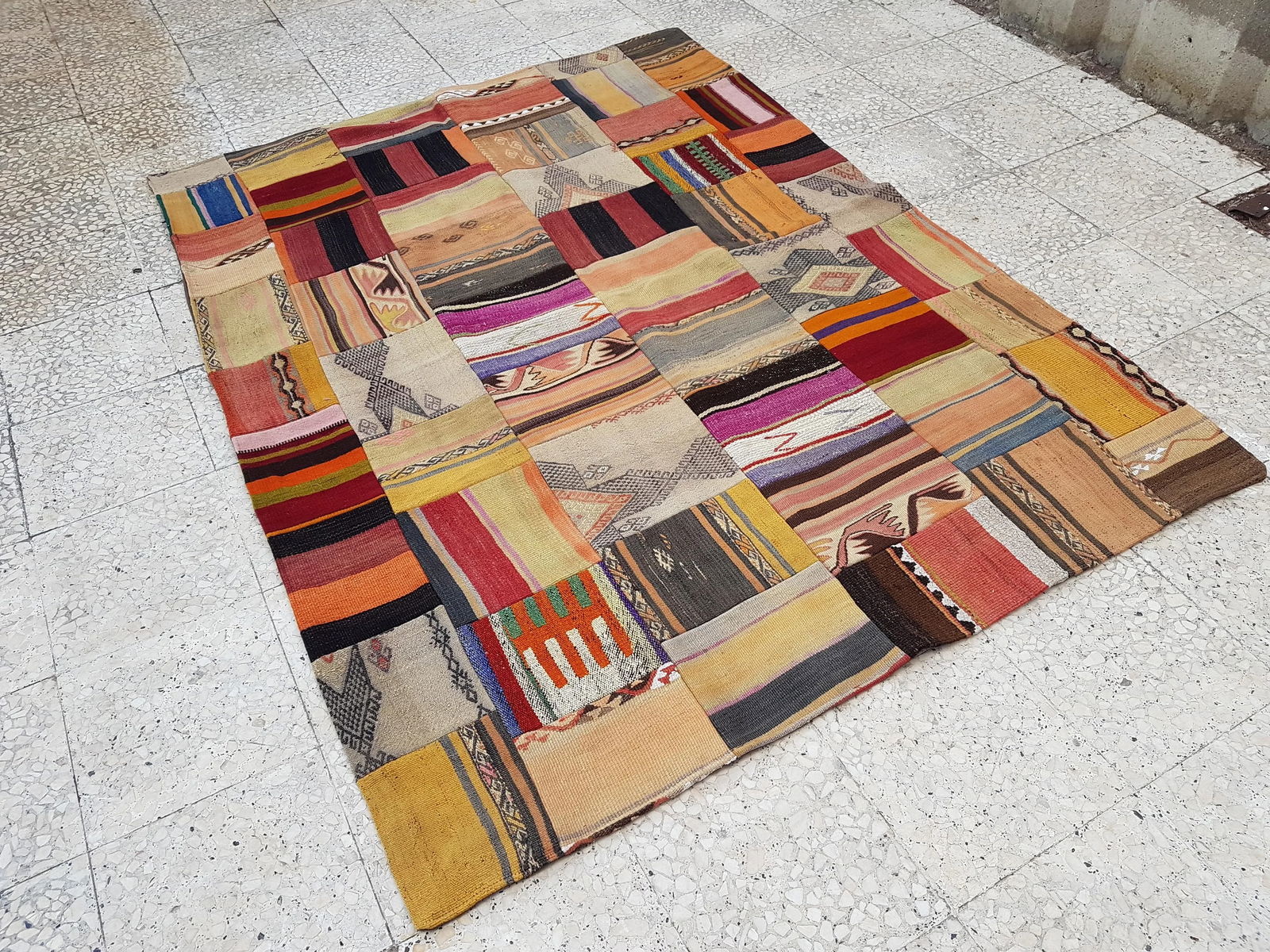 Turkish Kilim Rug - Patchwork Design 4'10" X 6'6" - 4