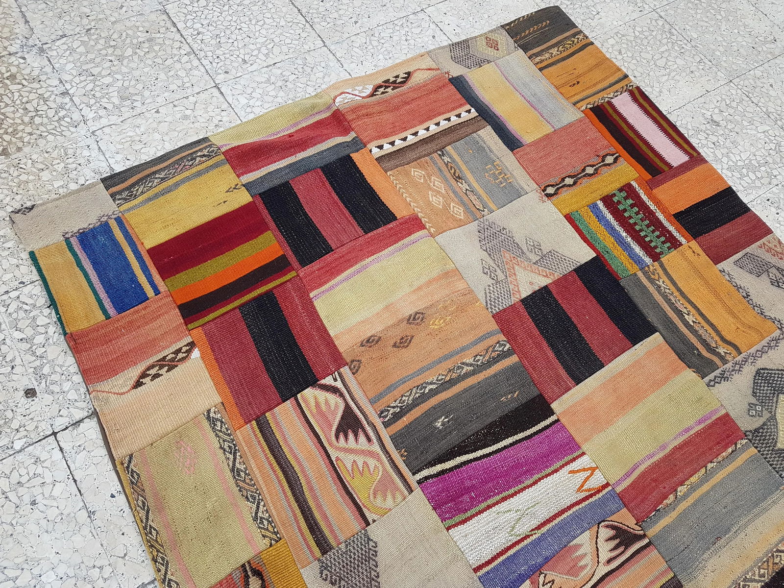 Turkish Kilim Rug - Patchwork Design 4'10" X 6'6" - 6