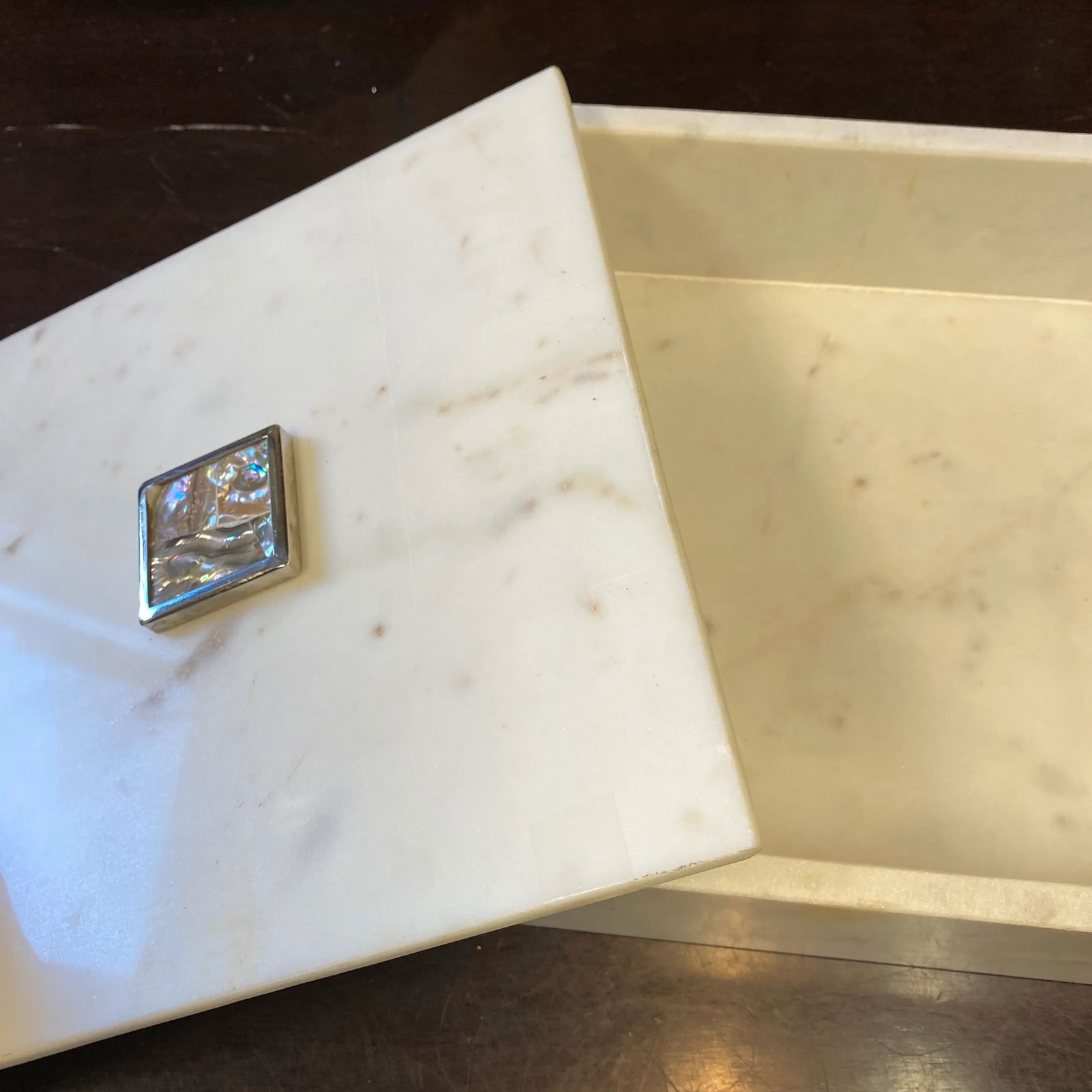 1990s Large Heavy Marble Box With Mother of Pearl Details - 4