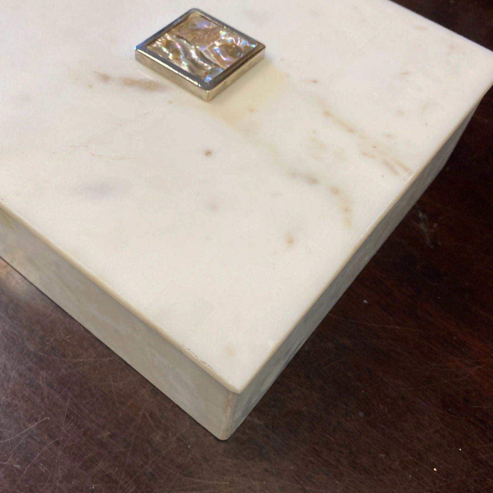 1990s Large Heavy Marble Box With Mother of Pearl Details - 5
