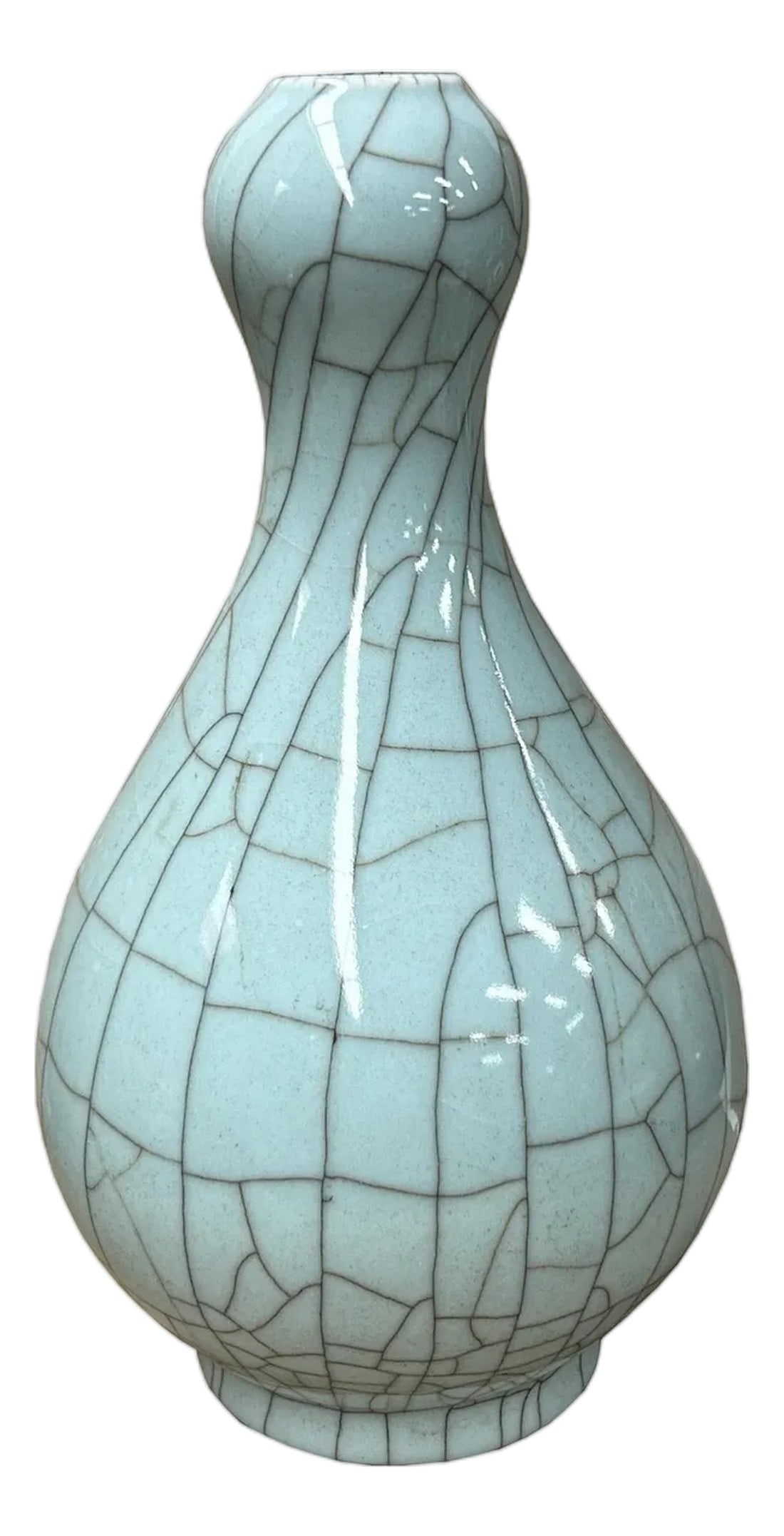 Crackle Pattern Aqua Blue Flare Slender Neck Ceramic Vase: Immerse yourself in the captivating allure of this stunning celadon vase, a testament to classical artistry and refined beauty. Crafted with meticulous attention to detail, its graceful silhouette tap