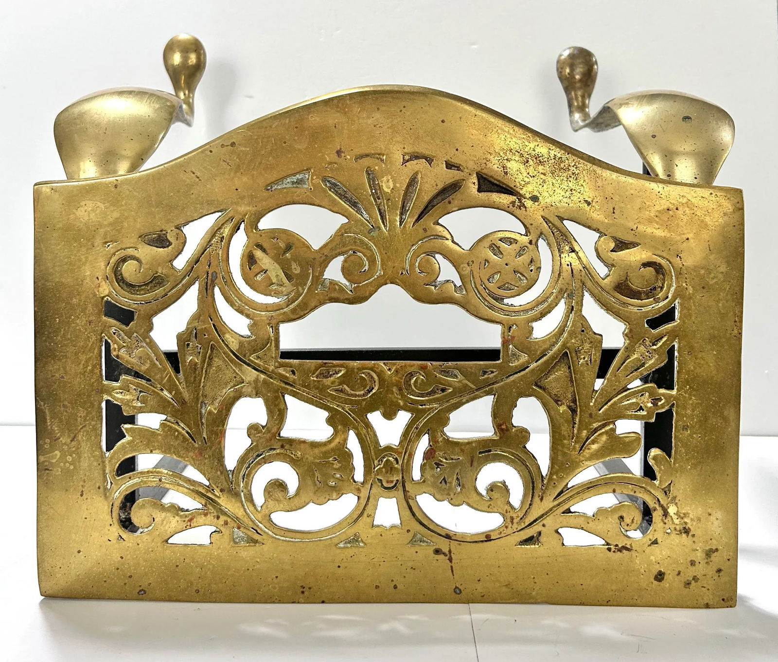 19th Century English Scrollwork Brass & Iron Footman With Cabriole Legs Footstool - 2