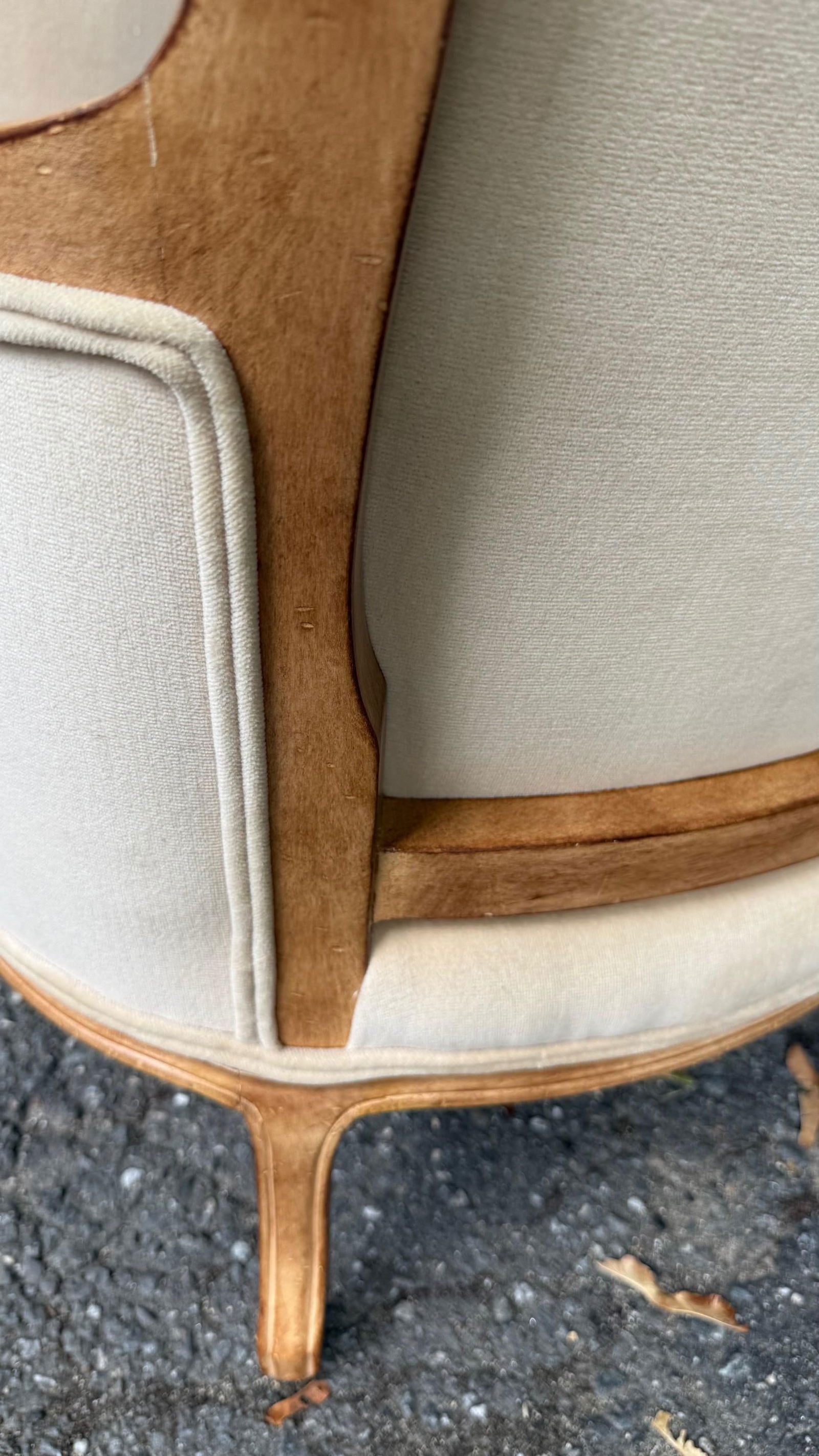 Pair of 1980s Meyer Gunther Martini French Provincial Louis XV Style Bergère Chairs in Beige - 11