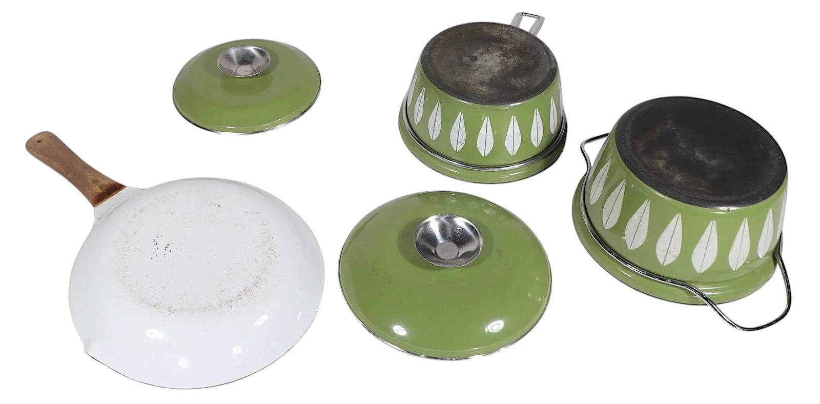 Mid 20th Century Catherineholm Lotus Pattern Cookware in Avocado and White Enamel- Set of 3 - 3