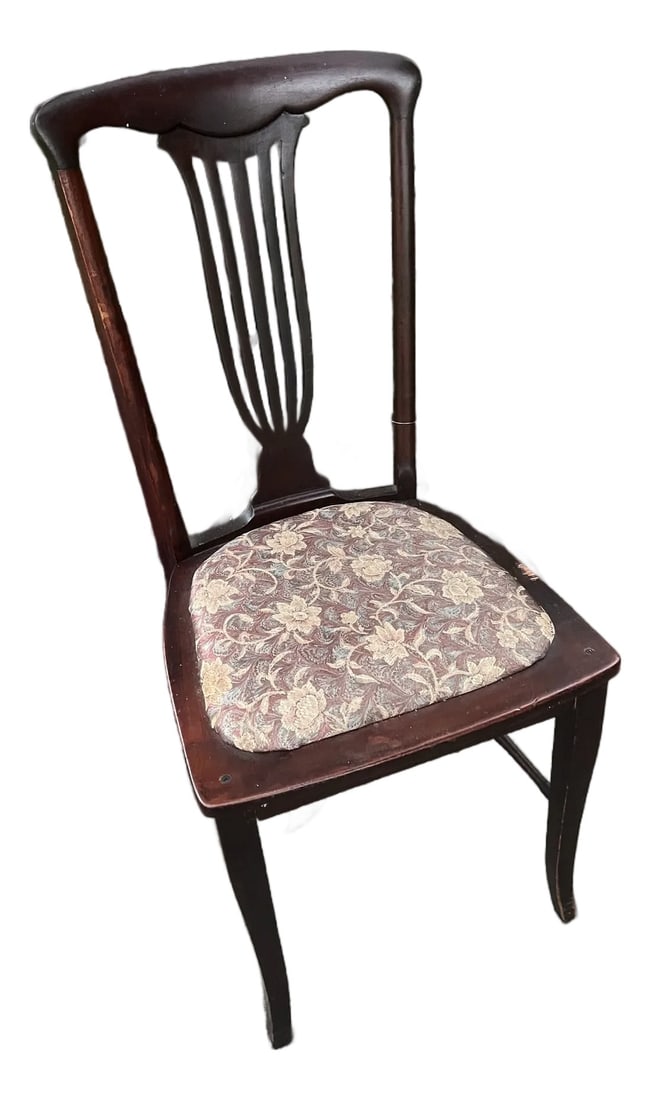 1970s Mid Century Wooden Chair With Floral Cushion: Up for consideration is a beautiful vintage mid-century modern thonet style chair with a floral cushion. This is a lovely chair that brings a sense of elegance and style to your home. This is also a