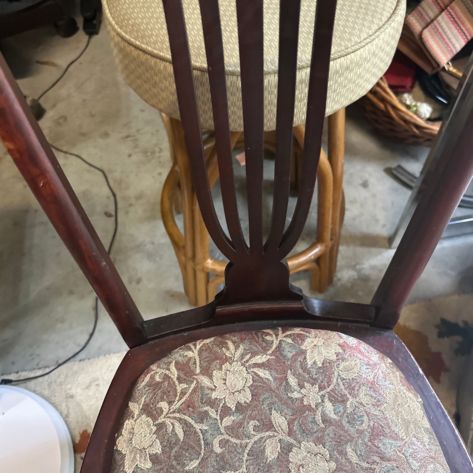 1970s Mid Century Wooden Chair With Floral Cushion - 4