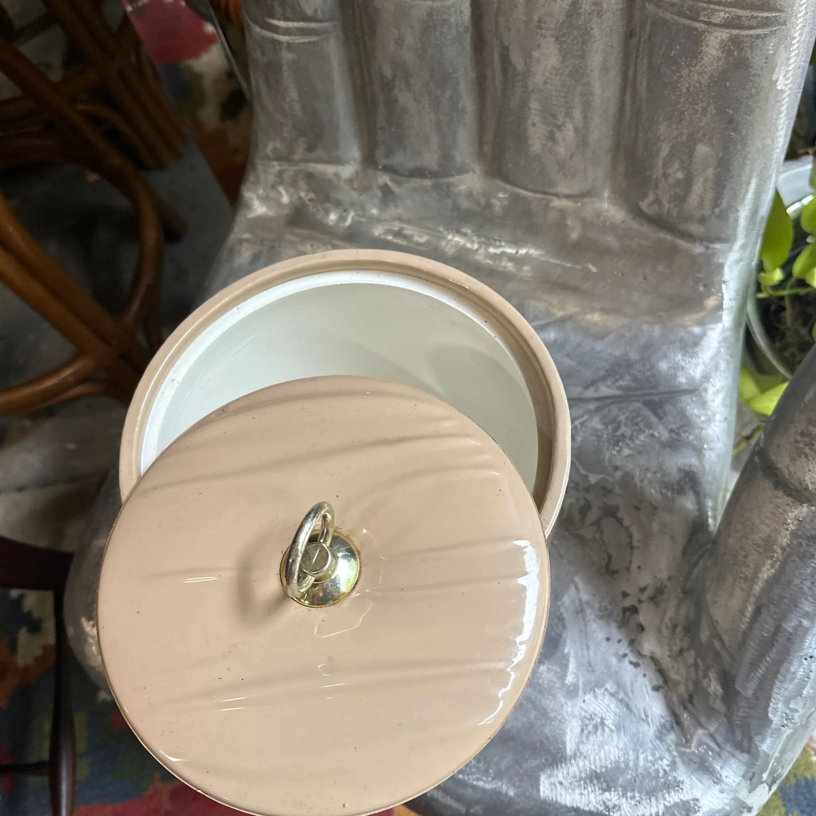 1970s Tan Colored Ice Bucket/Champagne Bucket With Mallard Duck and Gold Accents - 7