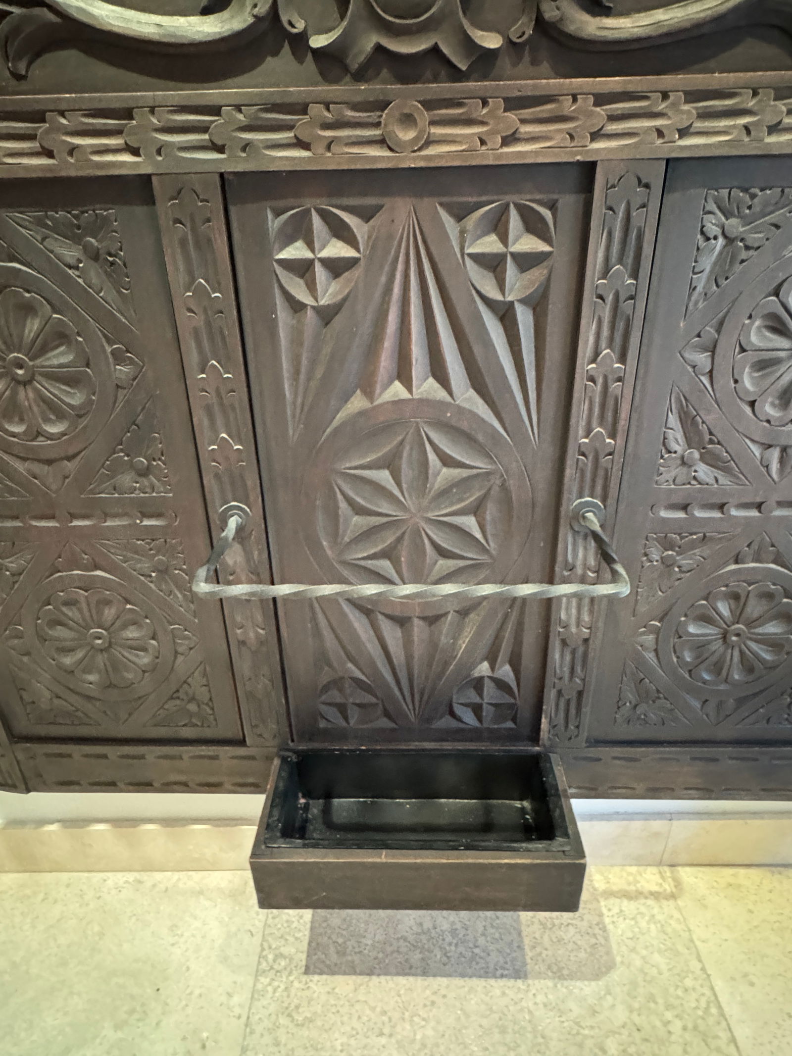Entrance Hall Tree/Coat Rack/Umbrella Stand, 19th Century French Gothic Revival - 11