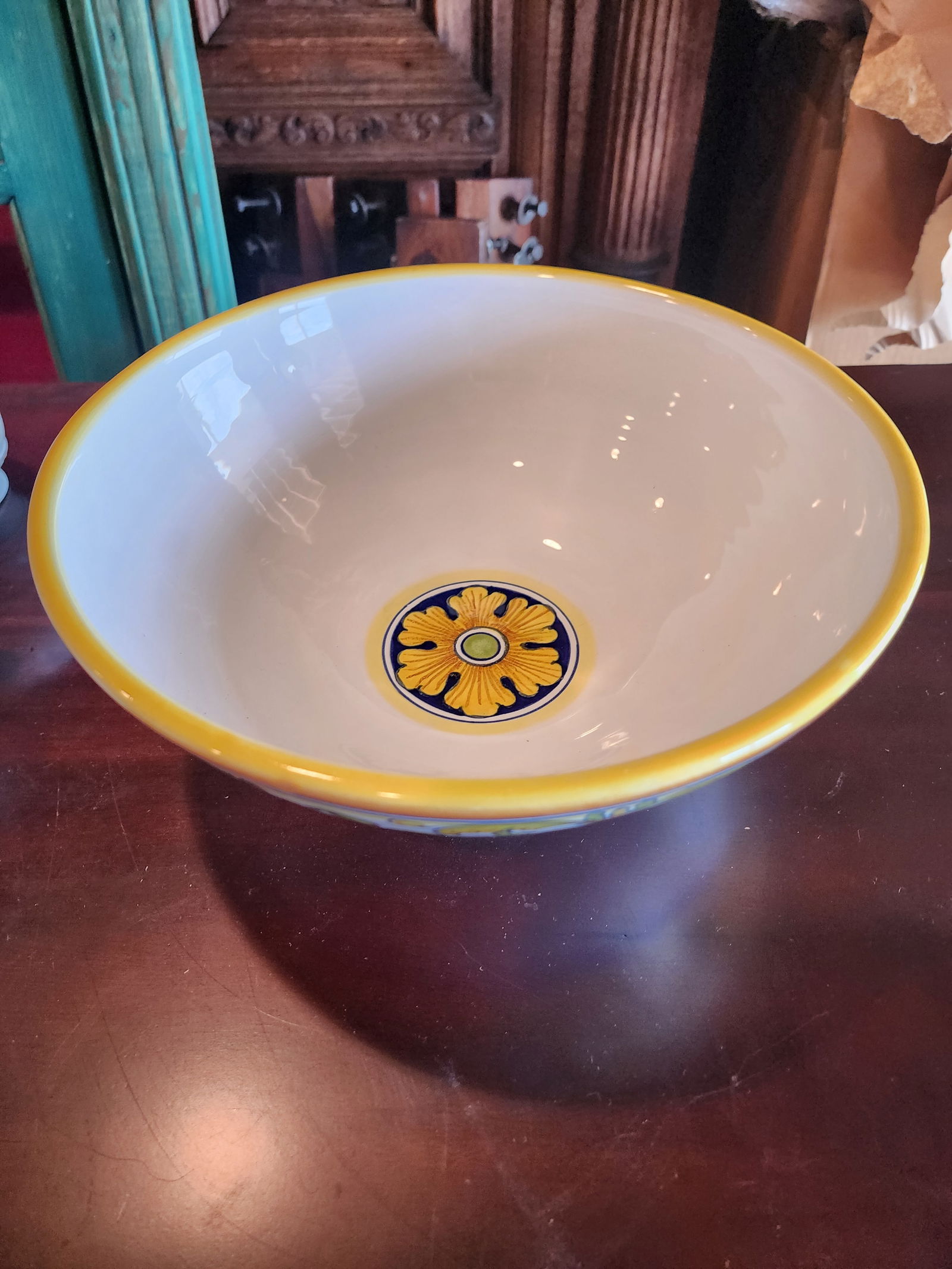 Deruta Serving Bowl - 3