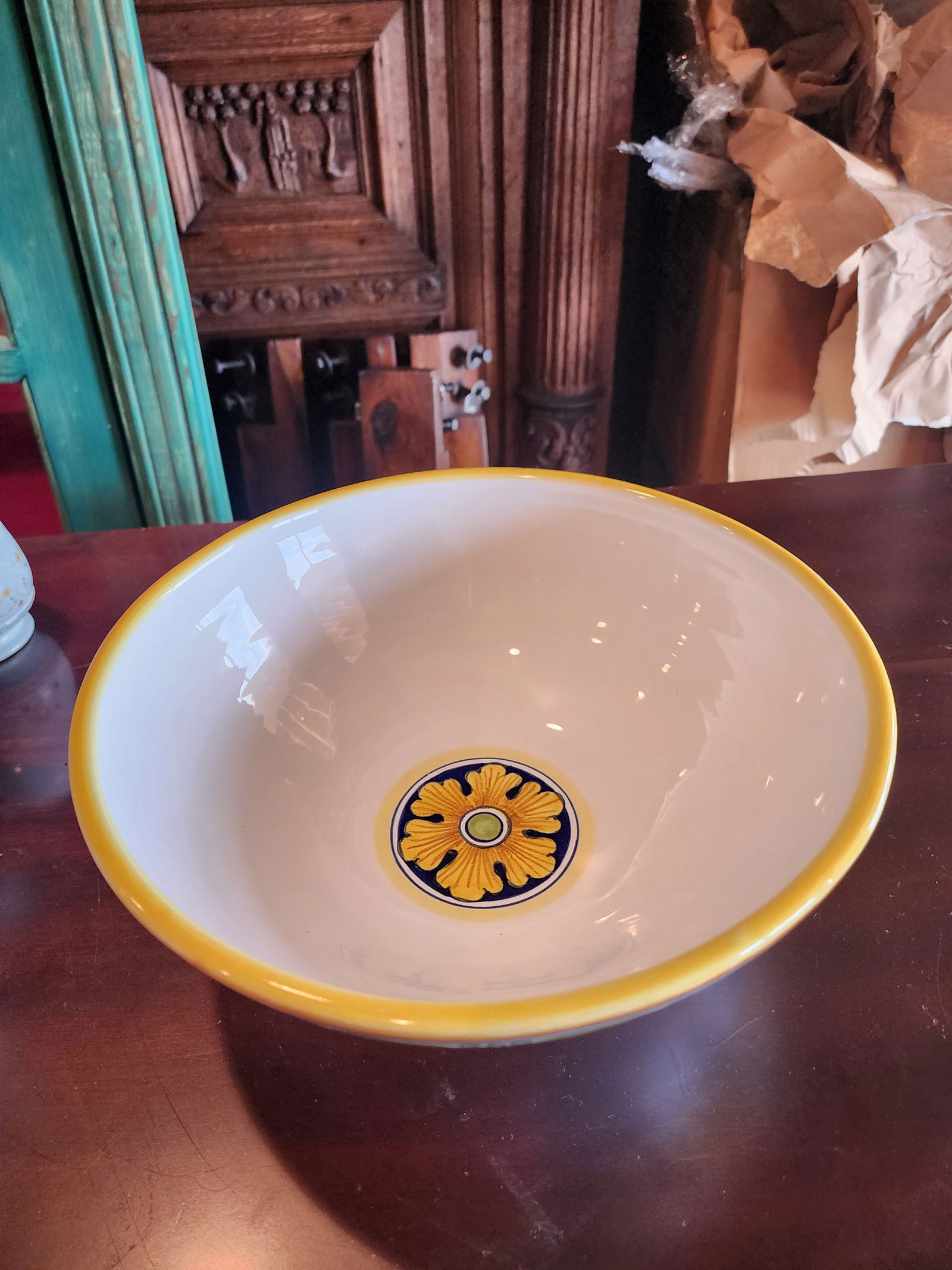 Deruta Serving Bowl - 4