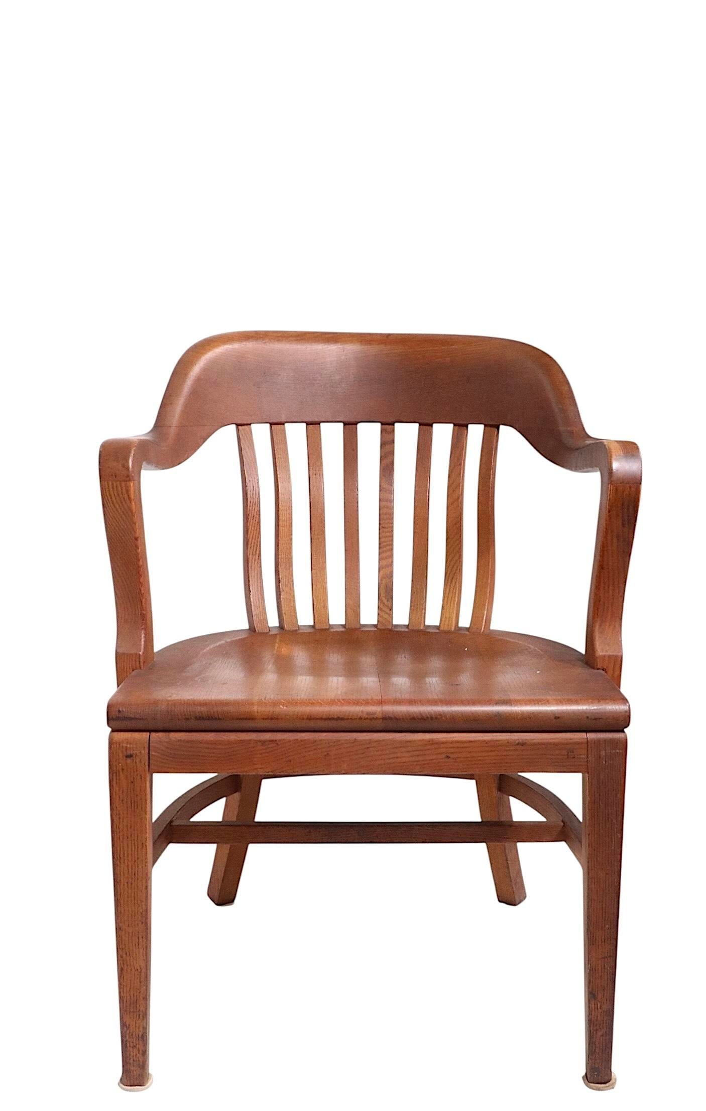 Mid 20th Century Oak Bank of England Jury Desk Office Chair by Gunlocke - 3