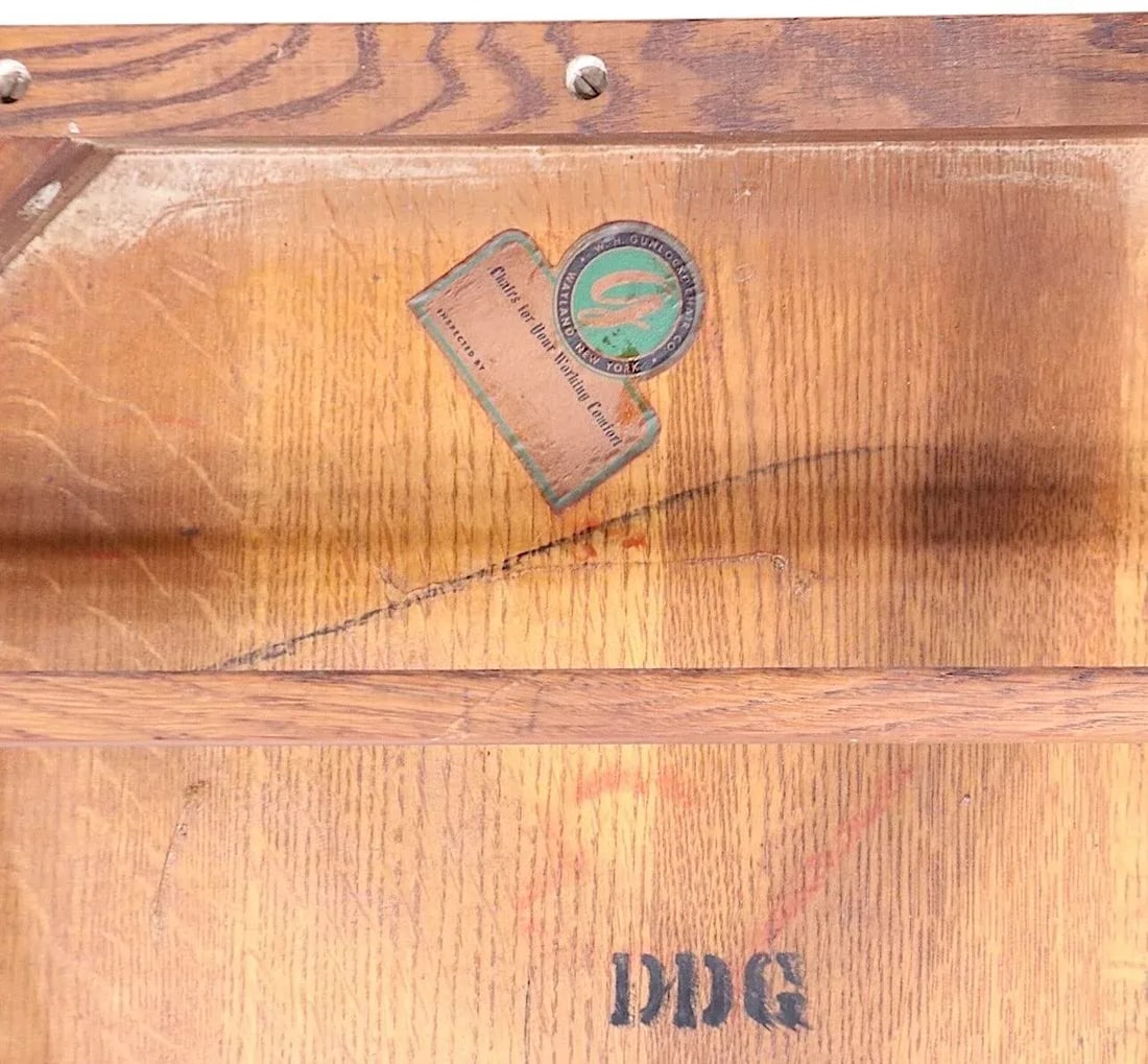 Mid 20th Century Oak Bank of England Jury Desk Office Chair by Gunlocke - 4