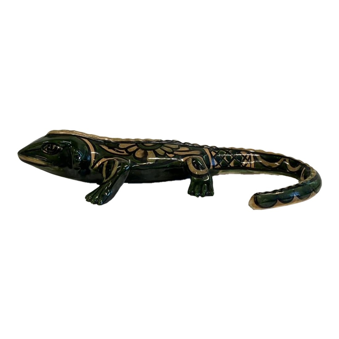 Vintage Mexican Talavera Ceramic Lizard – Hand-Painted Folk Art Reptile Sculpture: This vintage Talavera-style ceramic lizard, dating from the late 20th century (circa 1970s–1980s), is a beautifully hand-painted piece of Mexican folk art. Crafted with vibrant green, black,