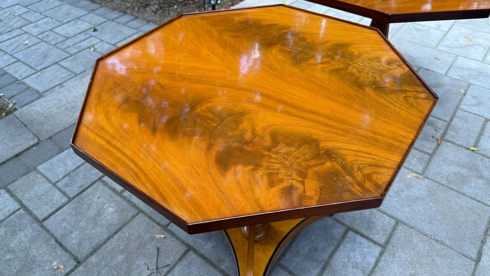 Pair of Continental Biedermeier-Style Side Tables - 3