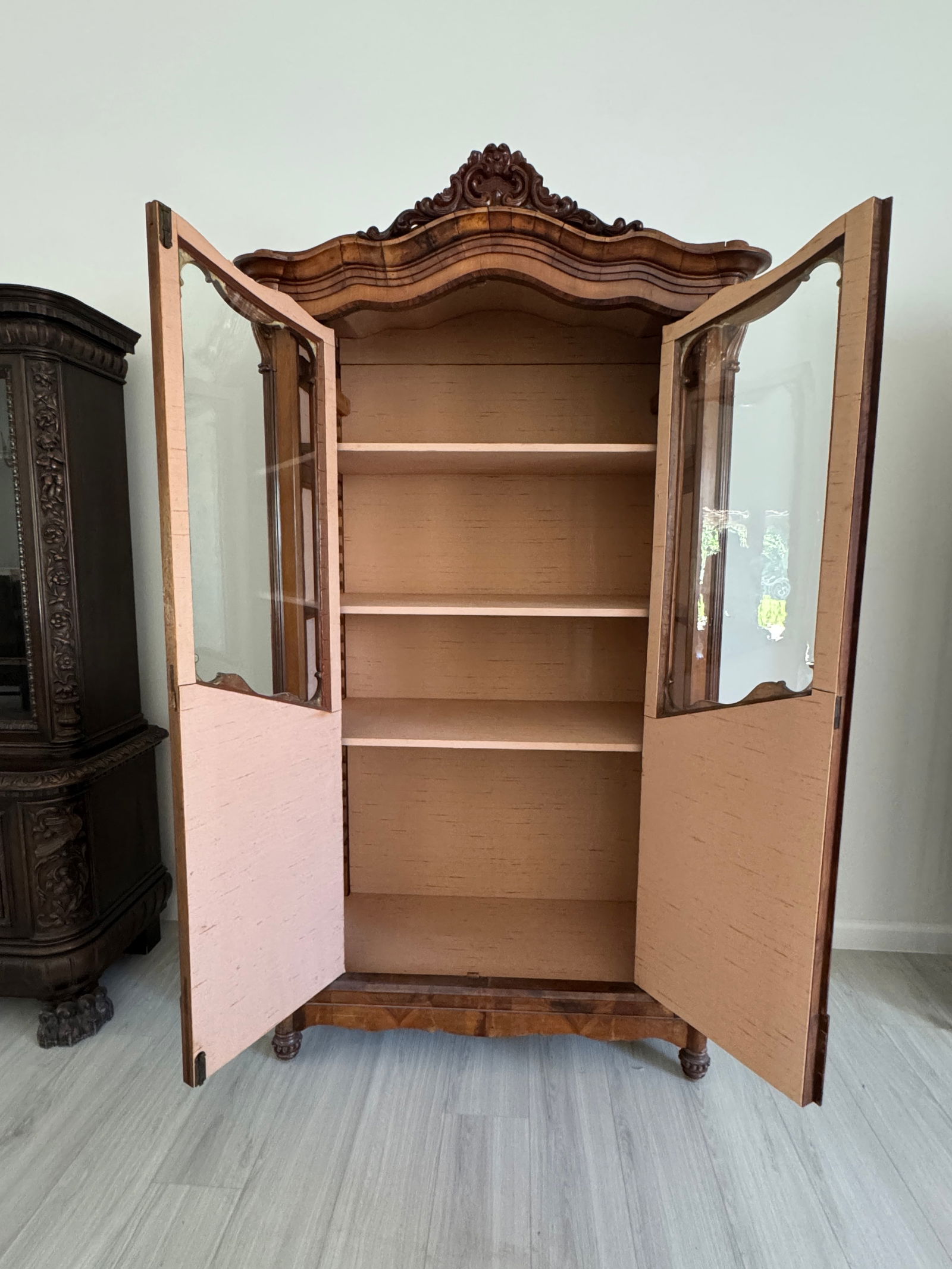 19th Century French Provincial Showcase China and Display Cabinet - 6