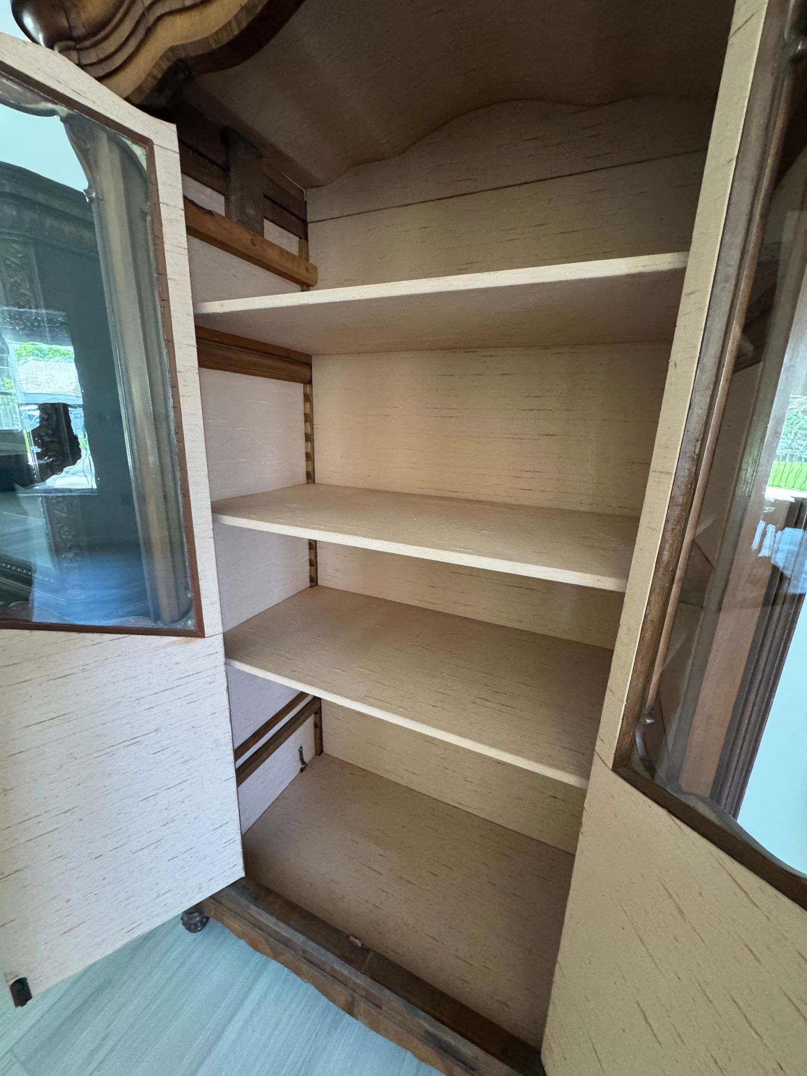 19th Century French Provincial Showcase China and Display Cabinet - 9