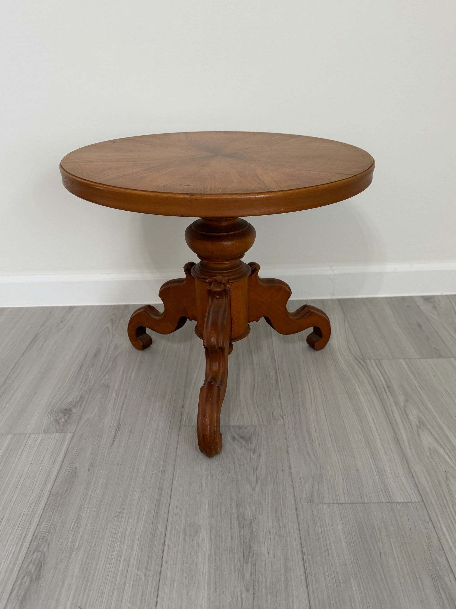 Antique Victorian Pedestal Parlor Side Table - 4