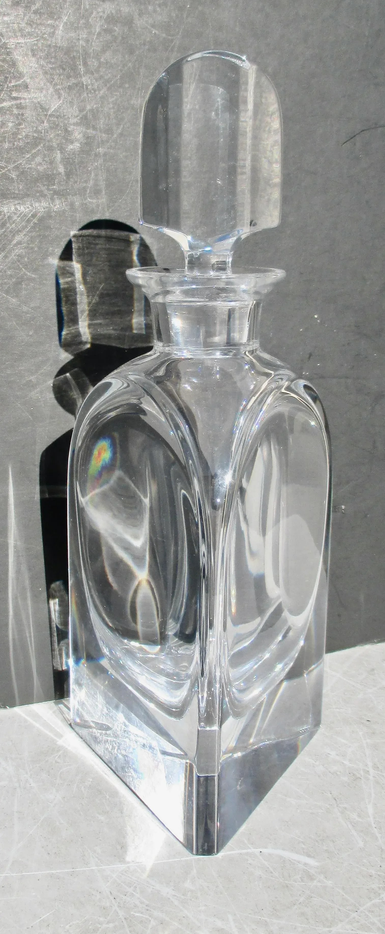 Atlantis Triangular Crystal Whisky Decanter - 4