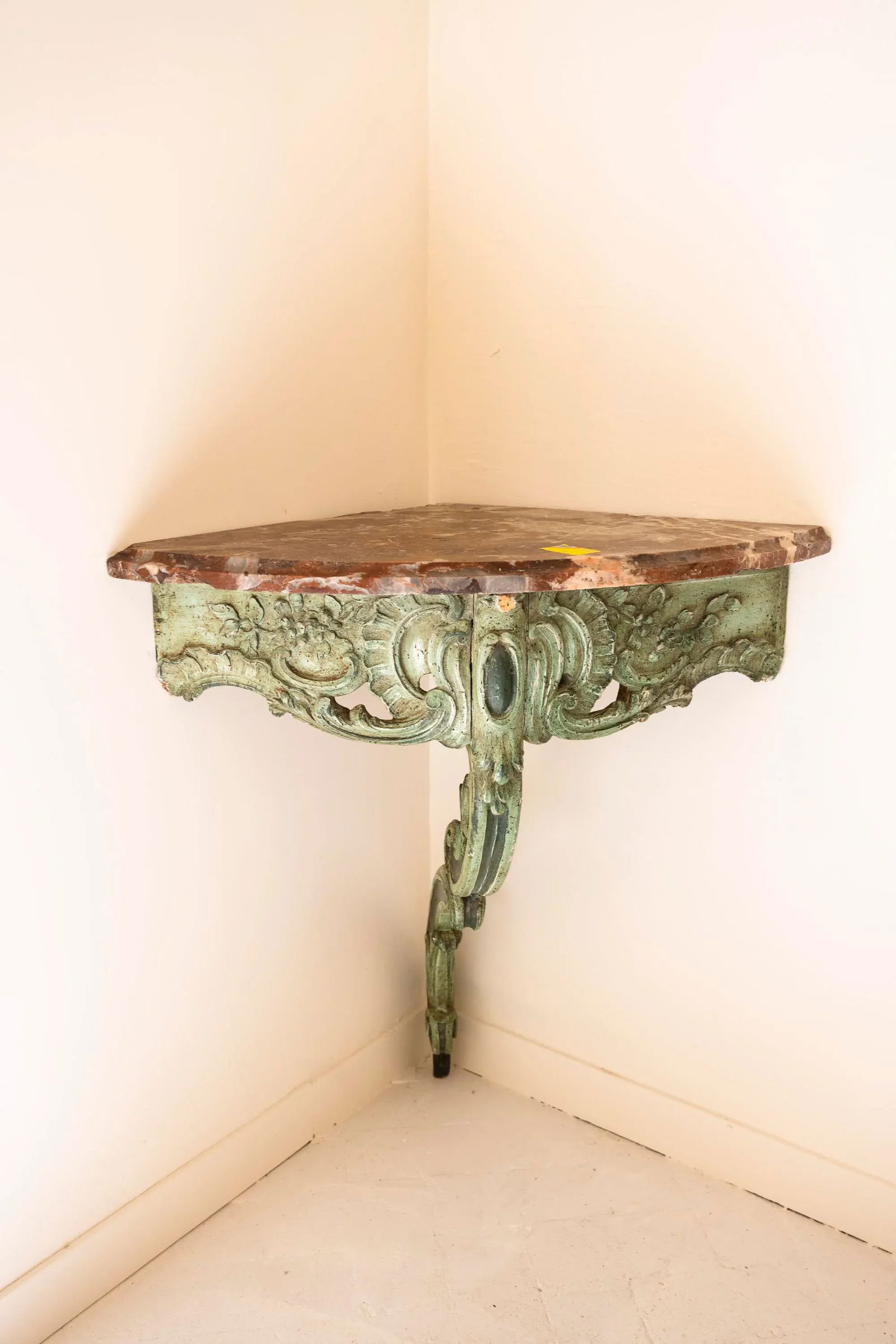 19th Century Green Laquered Wood and Red Marble Corner Console - 4