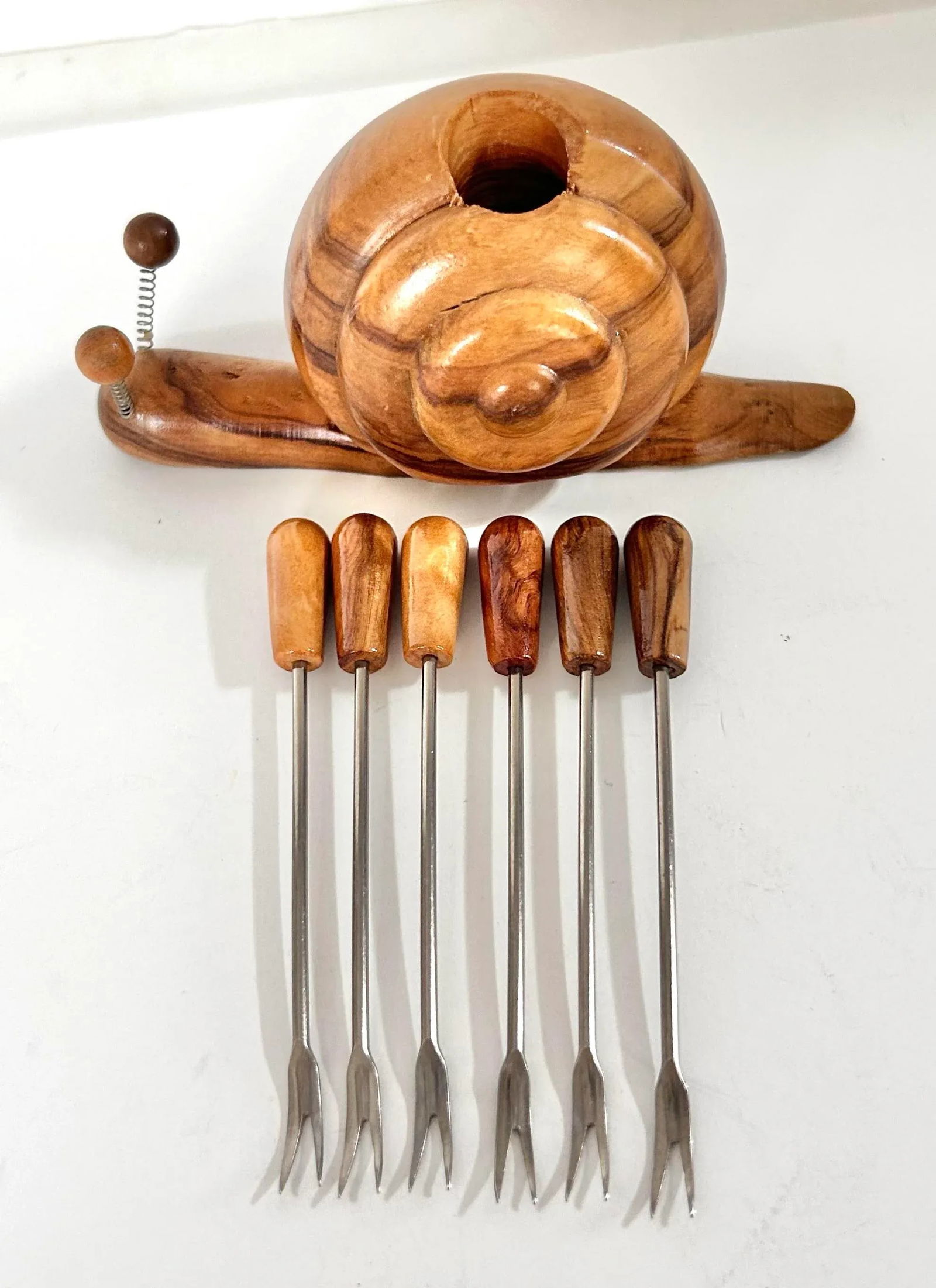 Mid 20th Century Wood Snail Cocktail Appetizer Hors d'Oeuvres Pick Set - 6 - 3