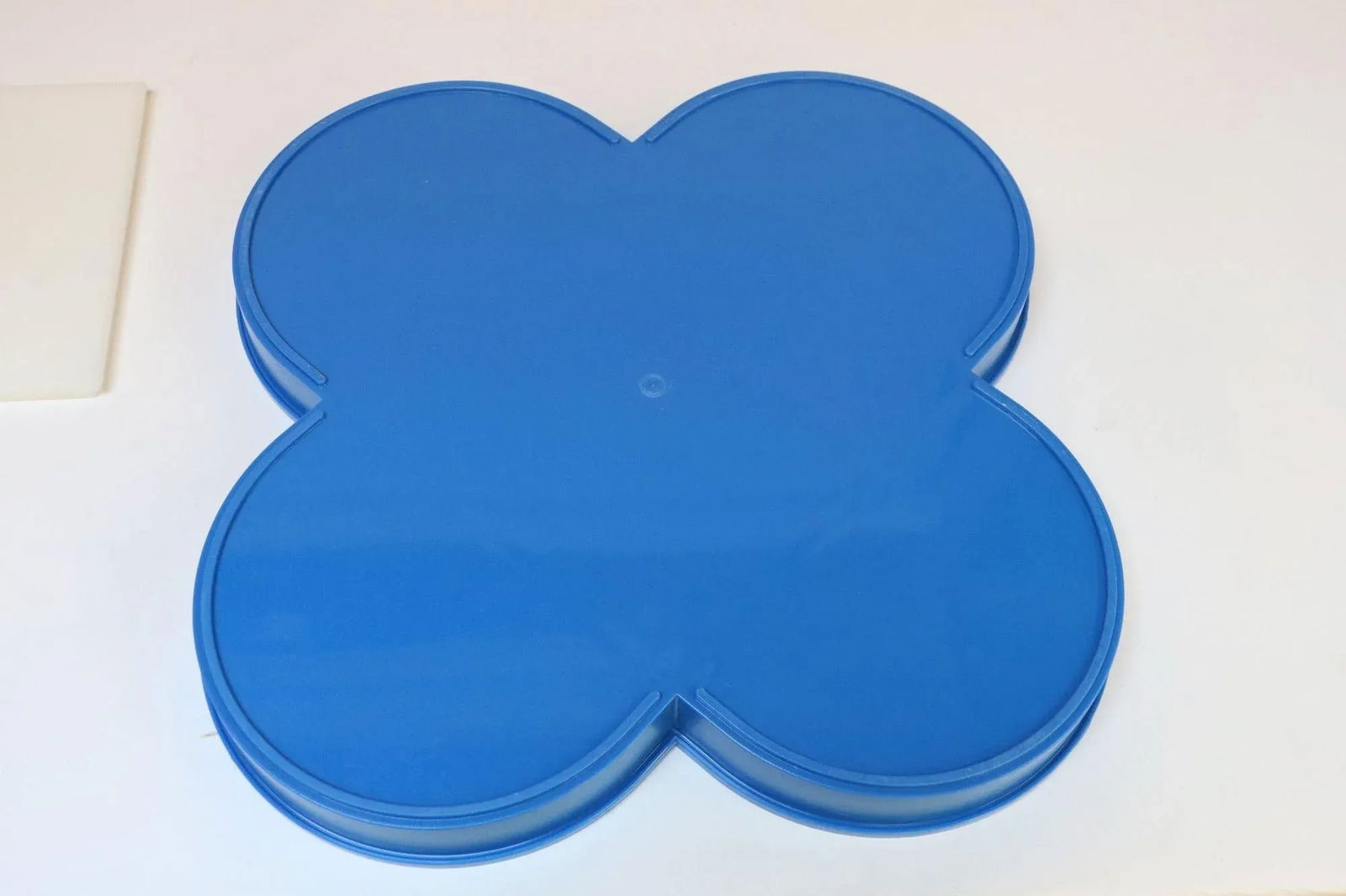 Vintage Blue Clover Divided Tray With Cutting Board by Gunnar Cyren for Dansk - 4