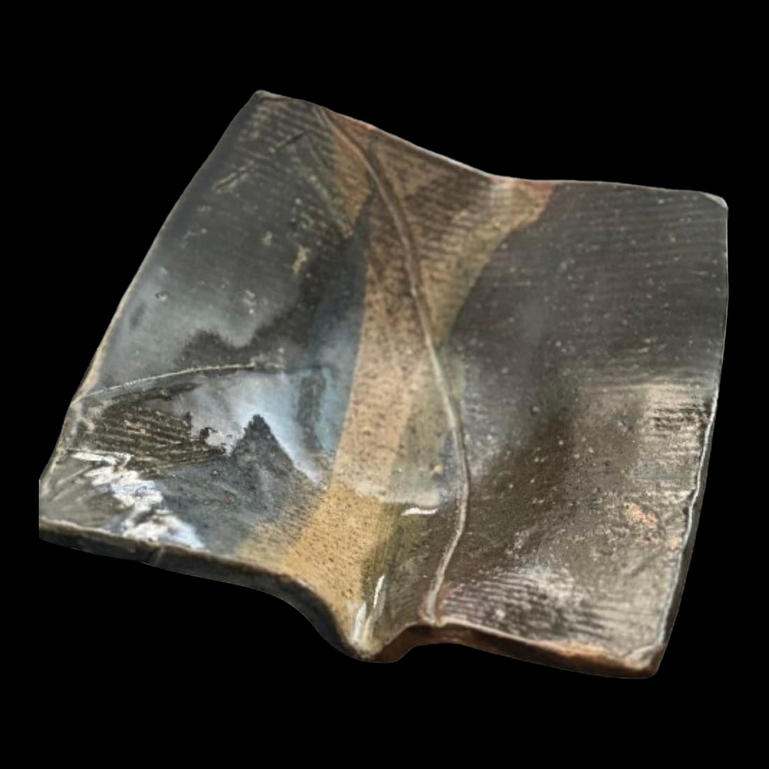 1970s Signed Studio Pottery Bowl by Bartlett – Heavy Organic Modern Stoneware, Caramel & Colba: Beautifully signed studio pottery bowl, hand-thrown in sculptural form with a substantial, weighted feel. Rich caramel and smoky brown glaze with hints of blue reveal stunning variation from the