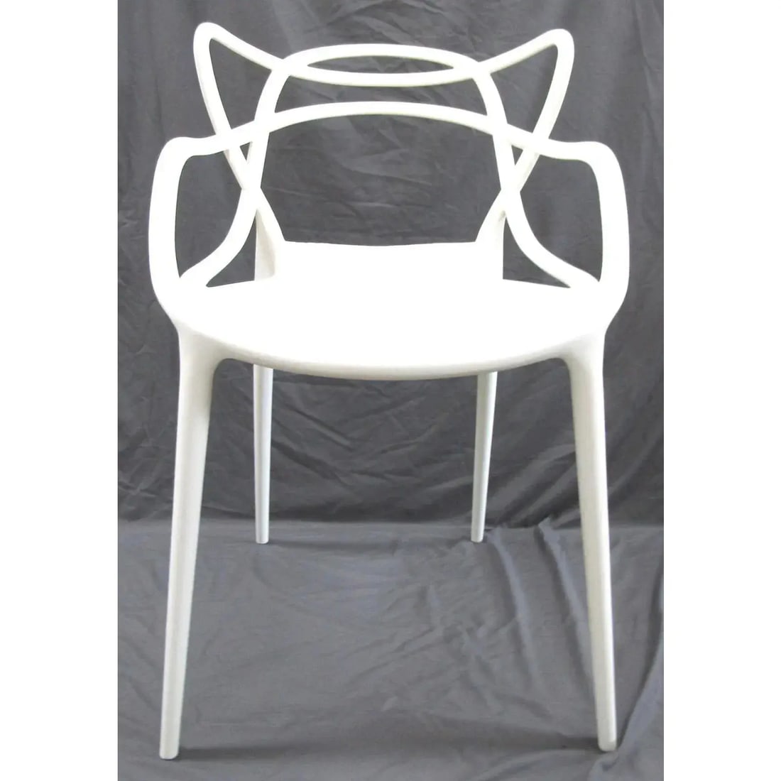 Mid-Century Modern White Technopolymer Chair Attributed to Philippe Starck for Kartell - 5