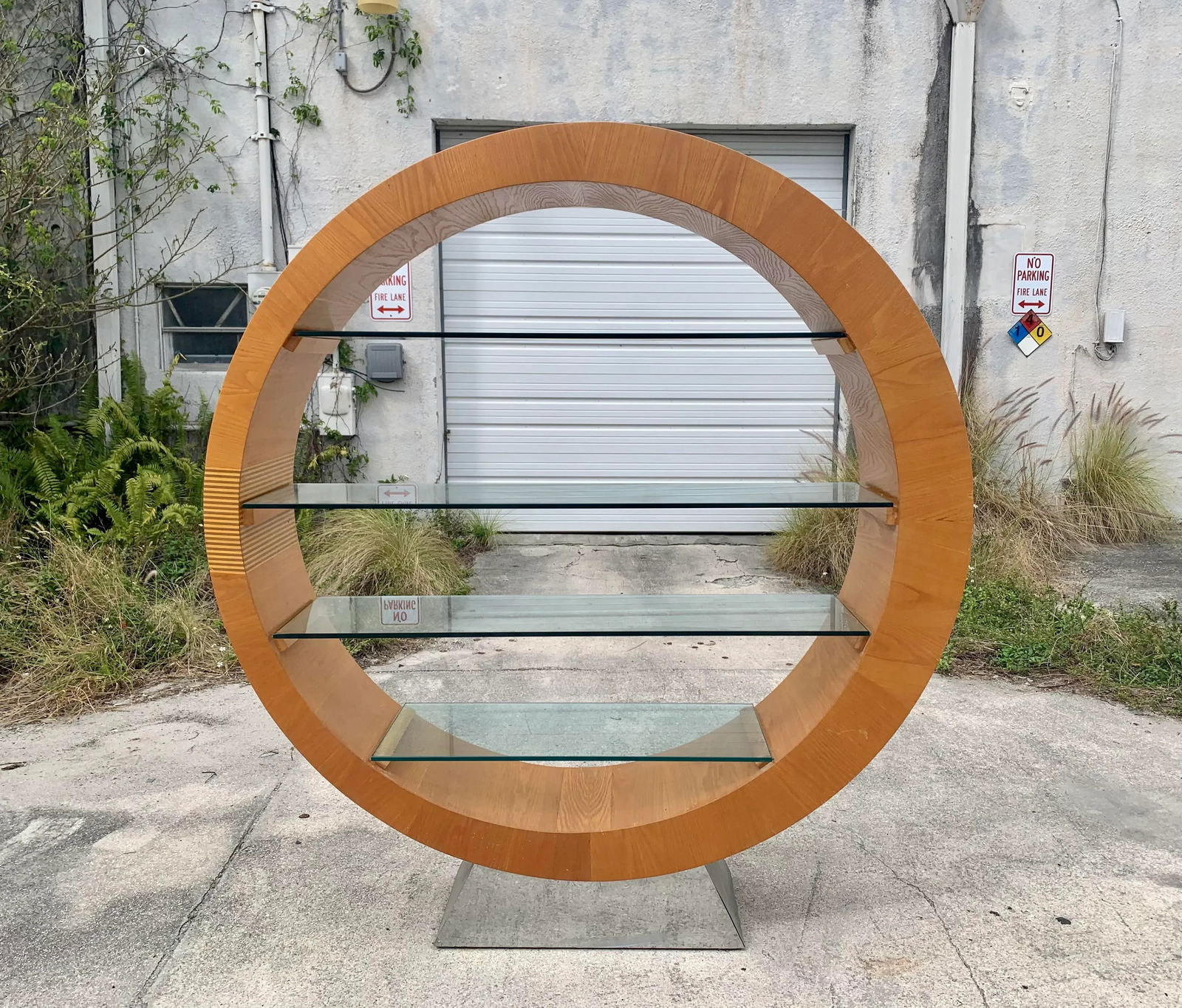 Mid Century Modern Oversized Circular Wooden Etagere Bookcase - 2