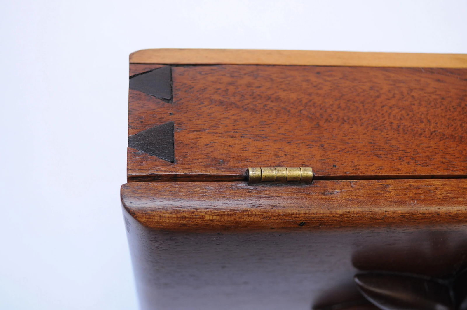 Late 19th Century Rosewood Jewelry Box / Keepsake Box With Flower Motif - 11