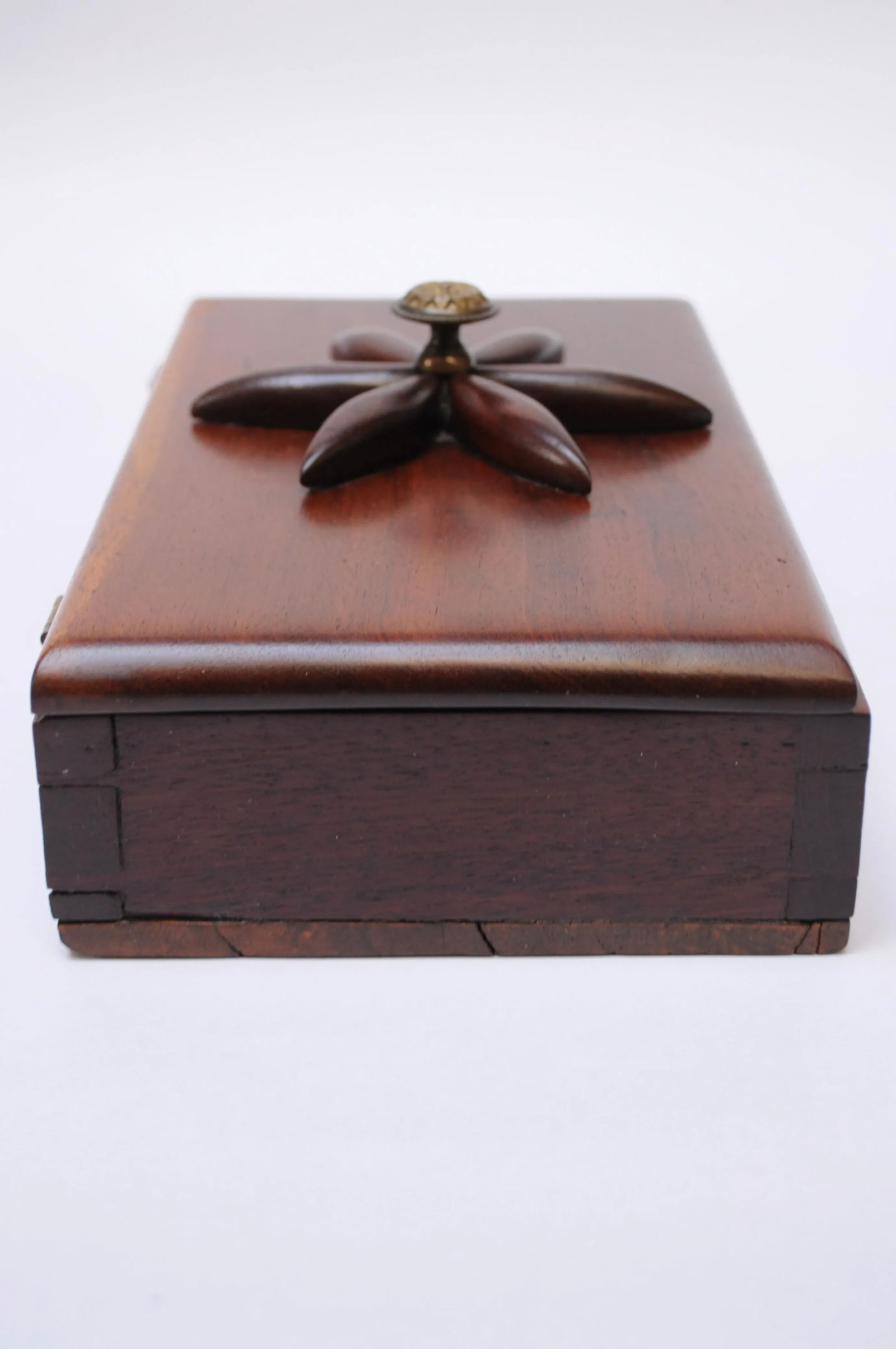 Late 19th Century Rosewood Jewelry Box / Keepsake Box With Flower Motif - 3