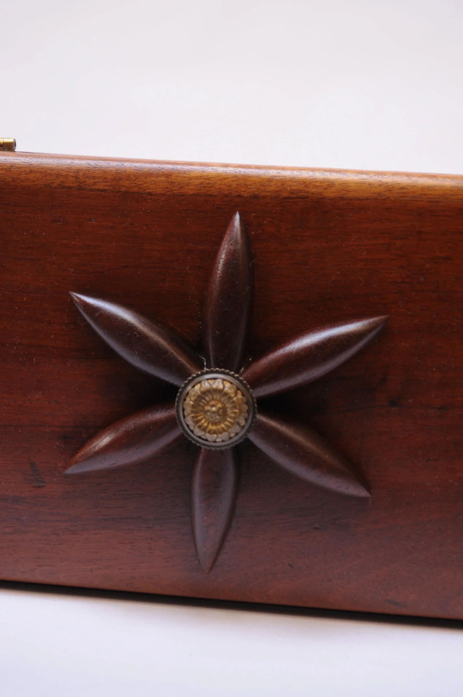 Late 19th Century Rosewood Jewelry Box / Keepsake Box With Flower Motif - 6