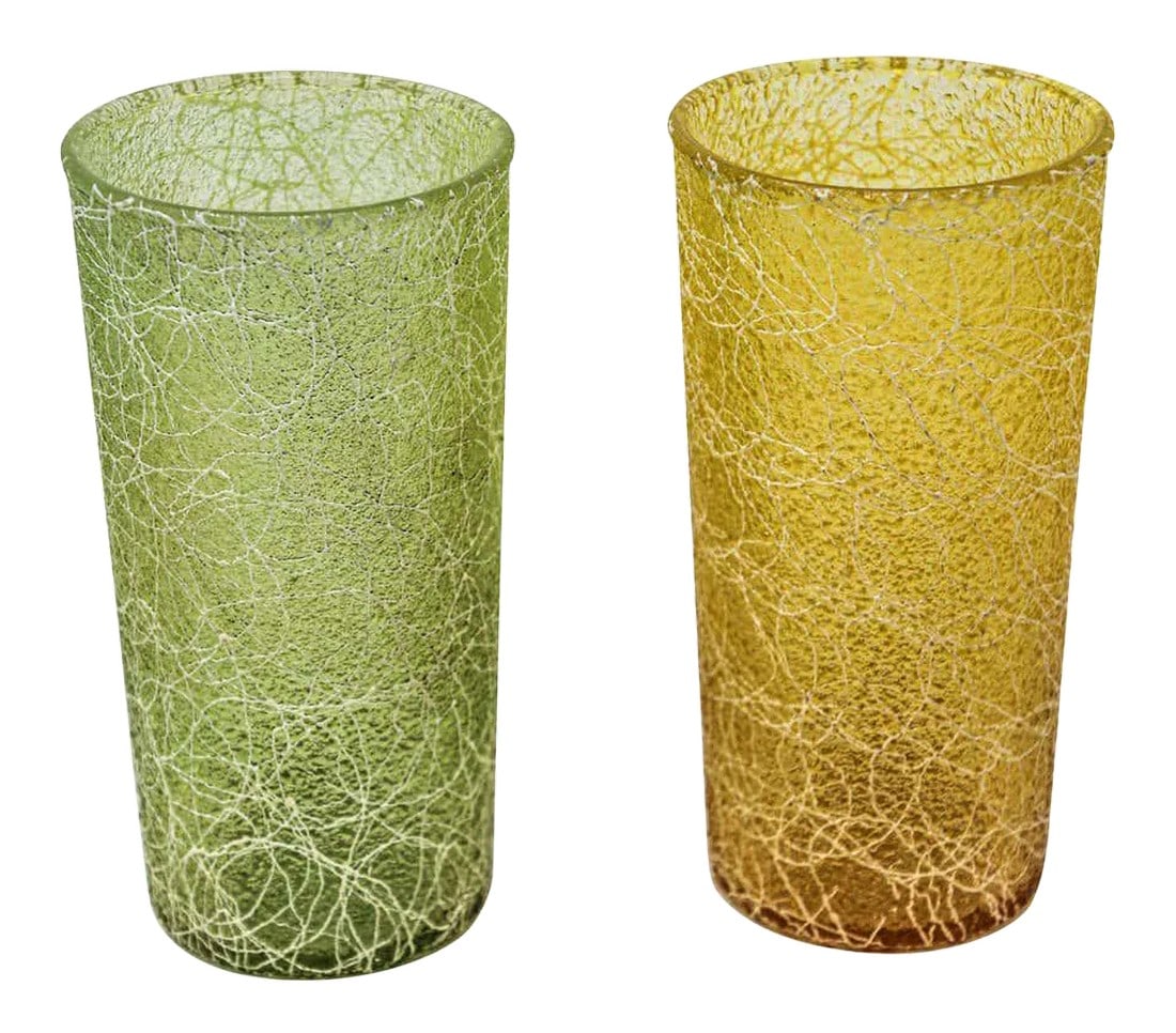 Vintage Collectible Retro Highball Spaghetti String Tumblers - A Pair: Set of two vintage collectible retro spaghetti string tumblers. Set includes two highball vintage yellow gold and green spaghetti drizzle drinking glasses. Fantastic midcentury set of 2, barware,