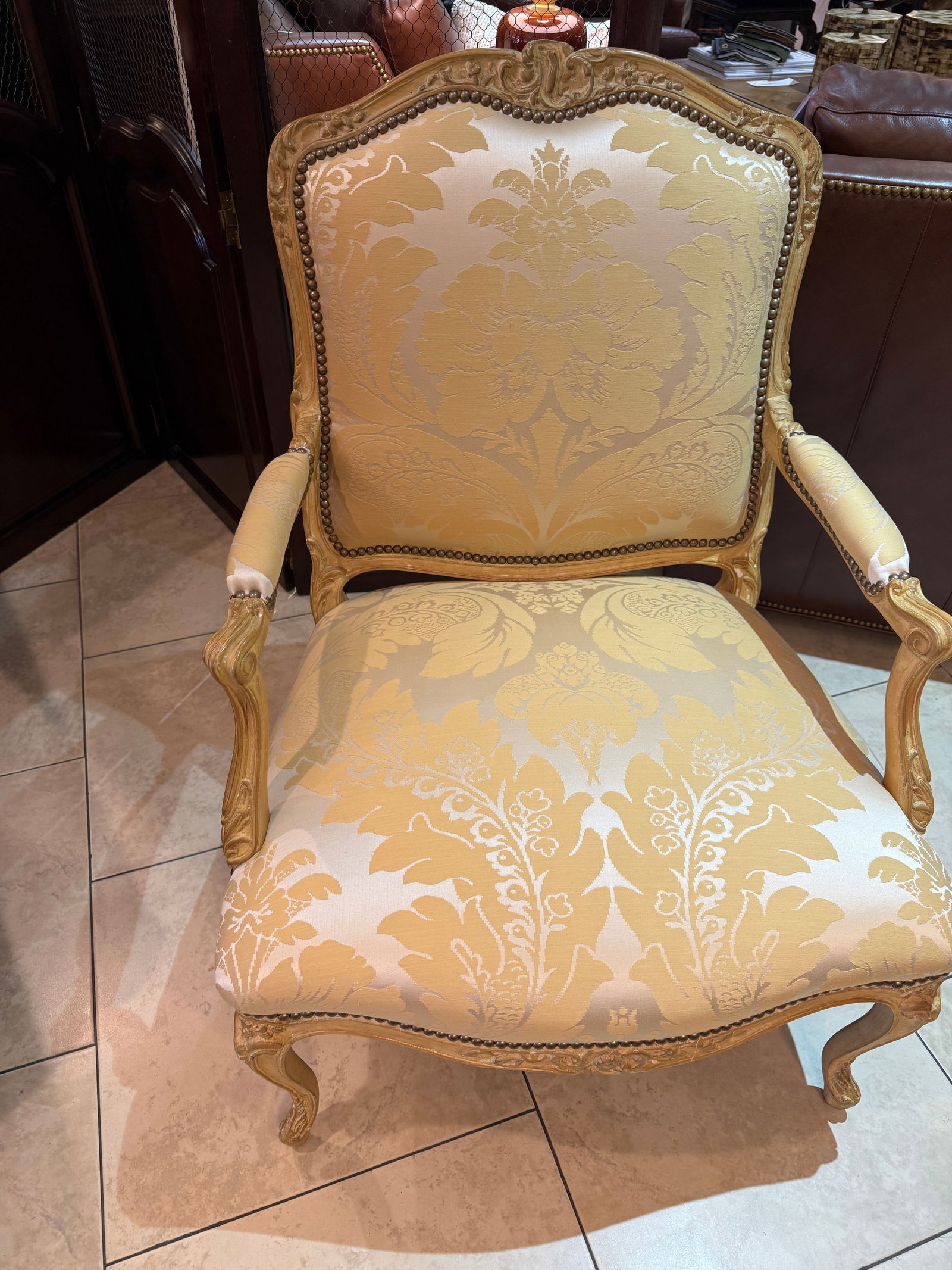 Pair of French Louis XV Style Bergères Attributed to Maison Jansen - 3