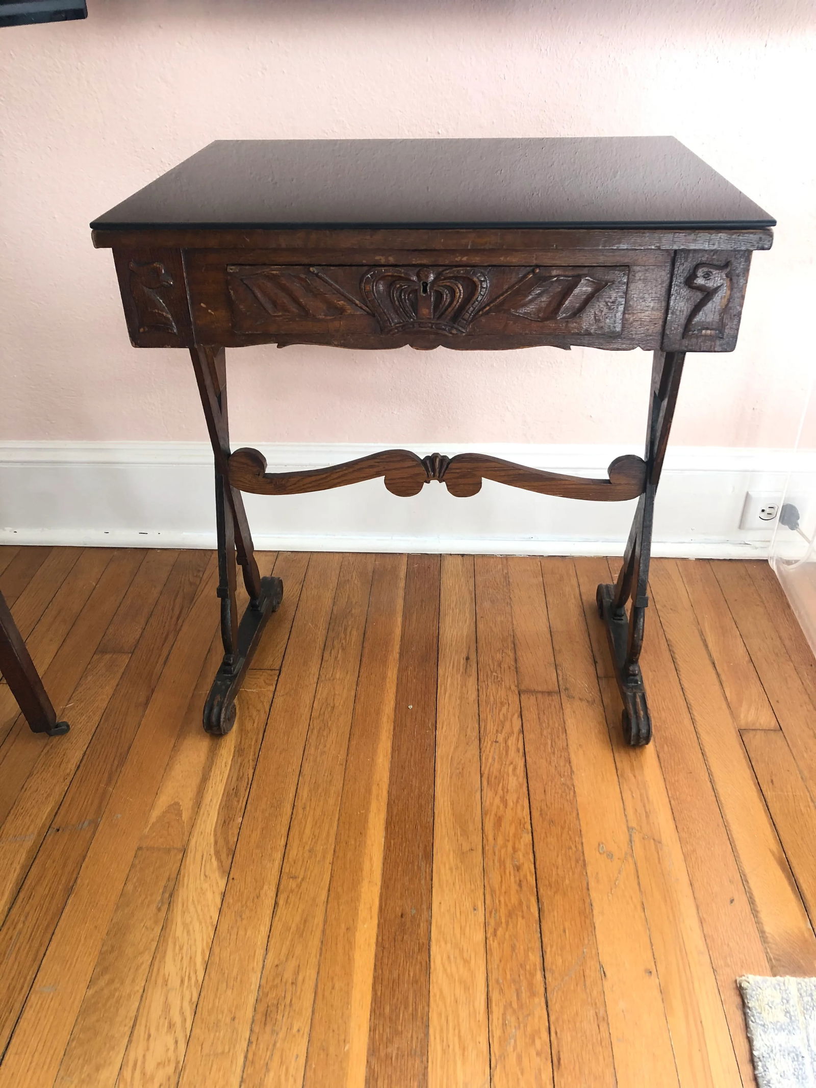 Antique English Carved Oak End Table With Crown and Black Glass Top - 8