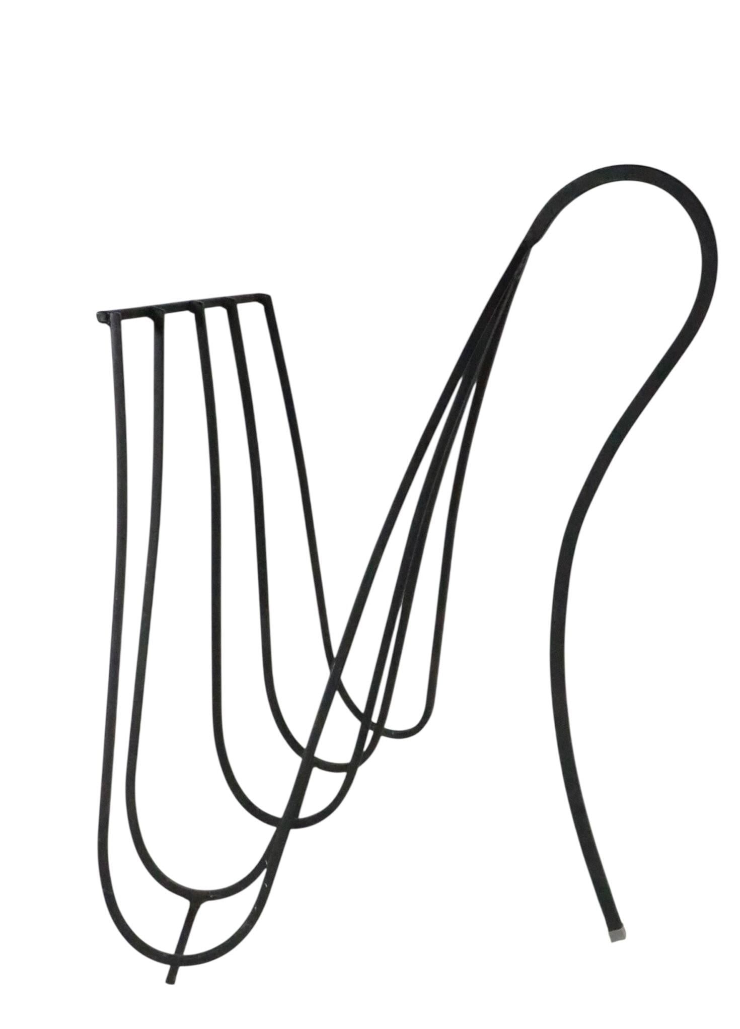 Mid 20th Century Wrought Iron Magazine Rack - 6