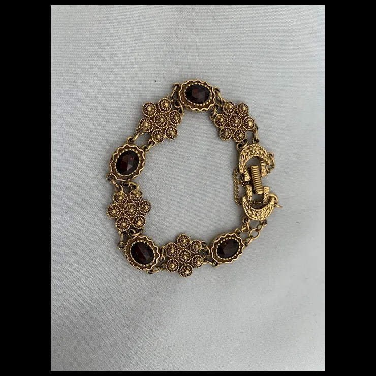 Early 20th Century Bohemian Garnet Bracelet - 11