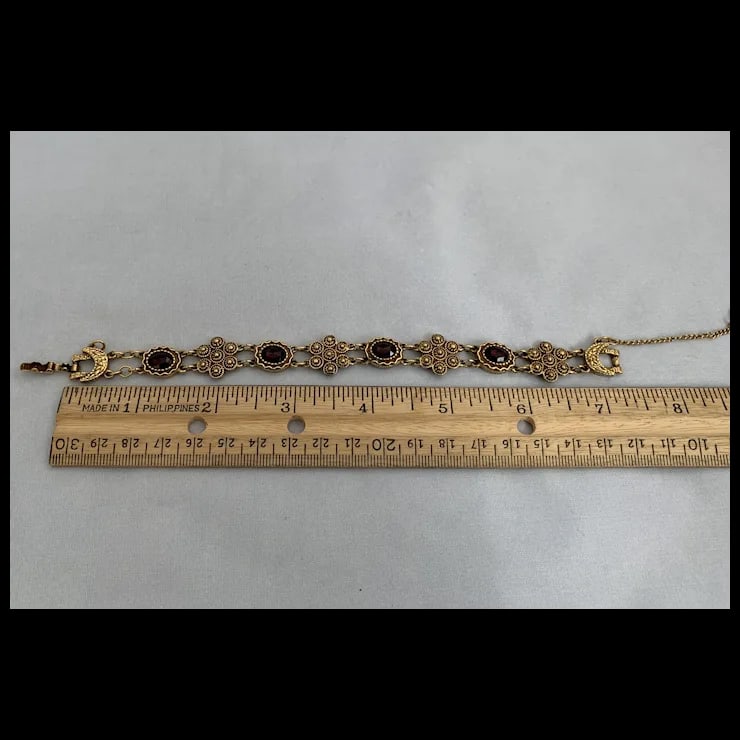 Early 20th Century Bohemian Garnet Bracelet - 9
