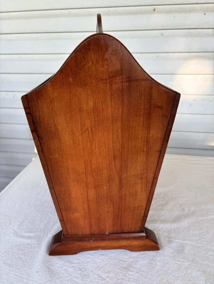 Vintage Colonial Magazine Rack in Maple - 6