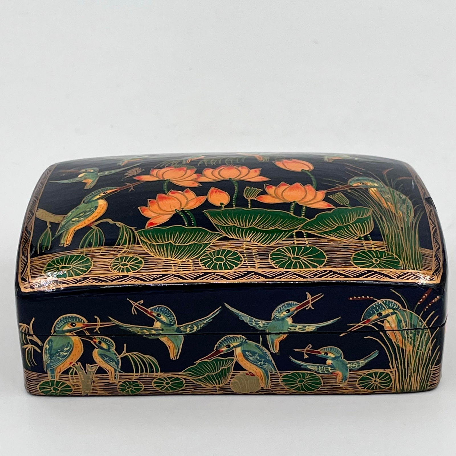 Vintage Chinoiserie Paper Mache Black Lacquer Hand Painted Box With Lid - 4